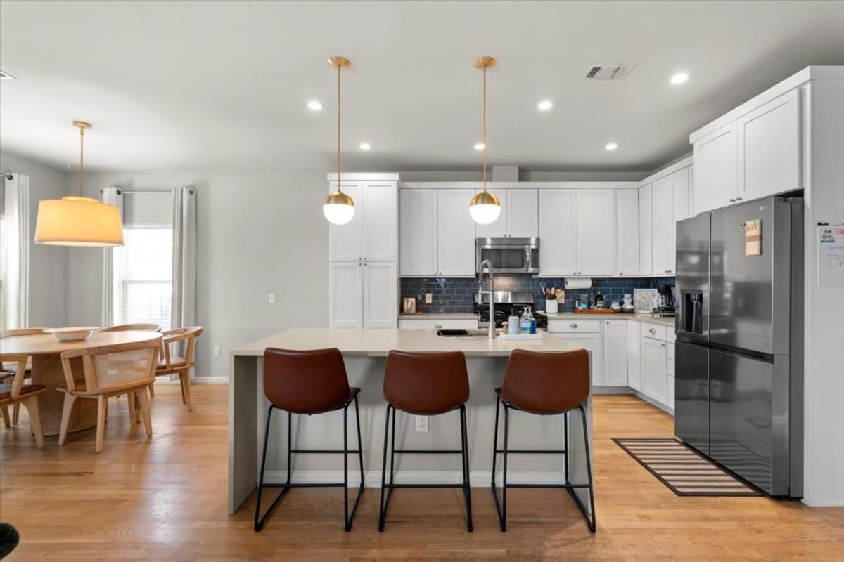Spacious 3BR Getaway w Free Parking Pet Friendly