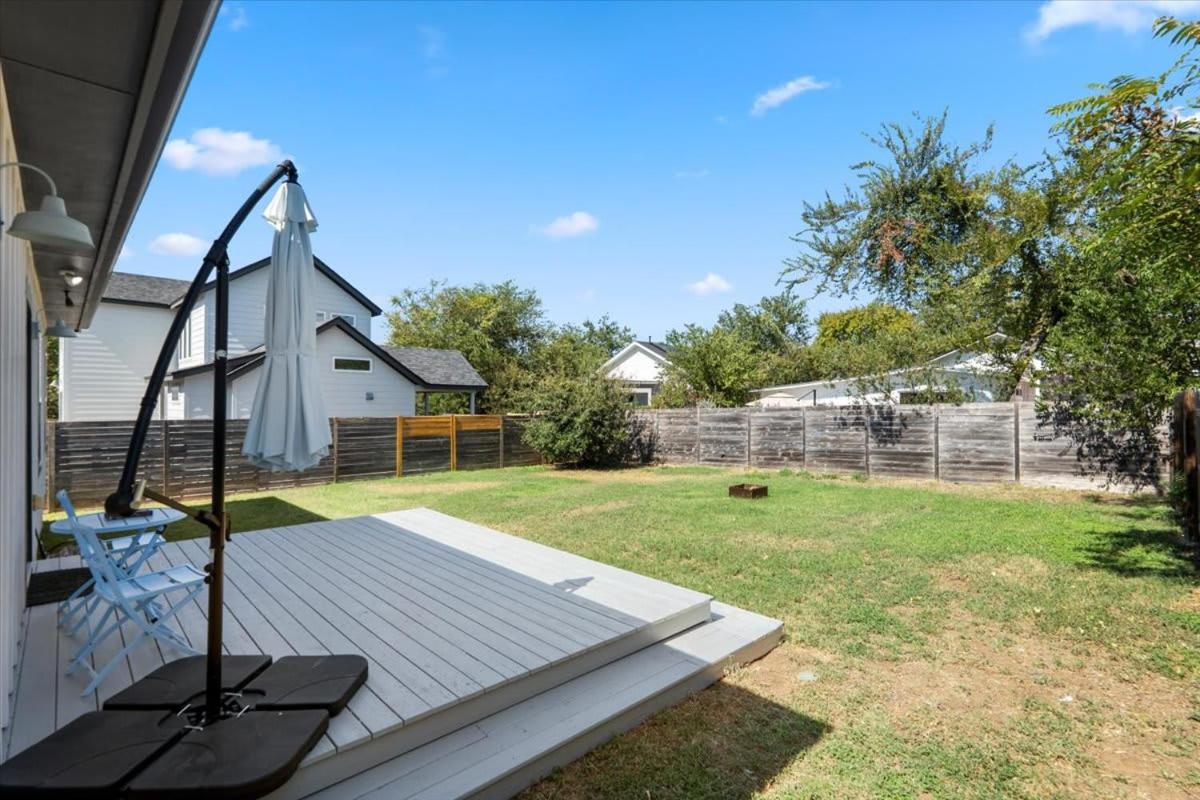 Spacious 3BR Getaway w Free Parking Pet Friendly