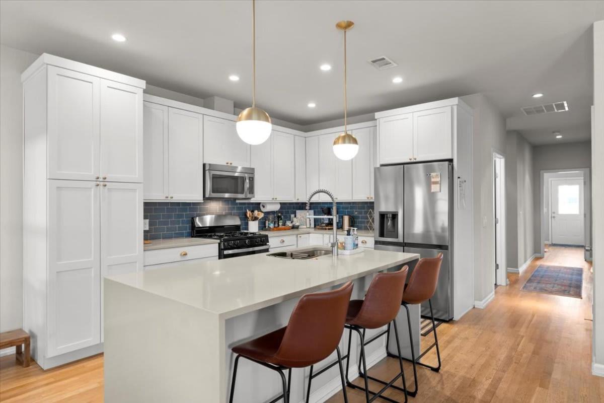 Spacious 3BR Getaway w Free Parking Pet Friendly