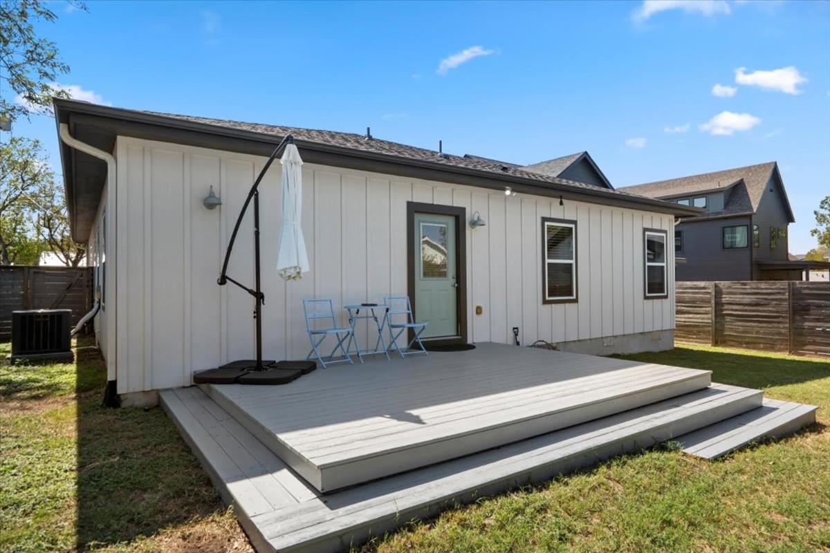 Spacious 3BR Getaway w Free Parking Pet Friendly