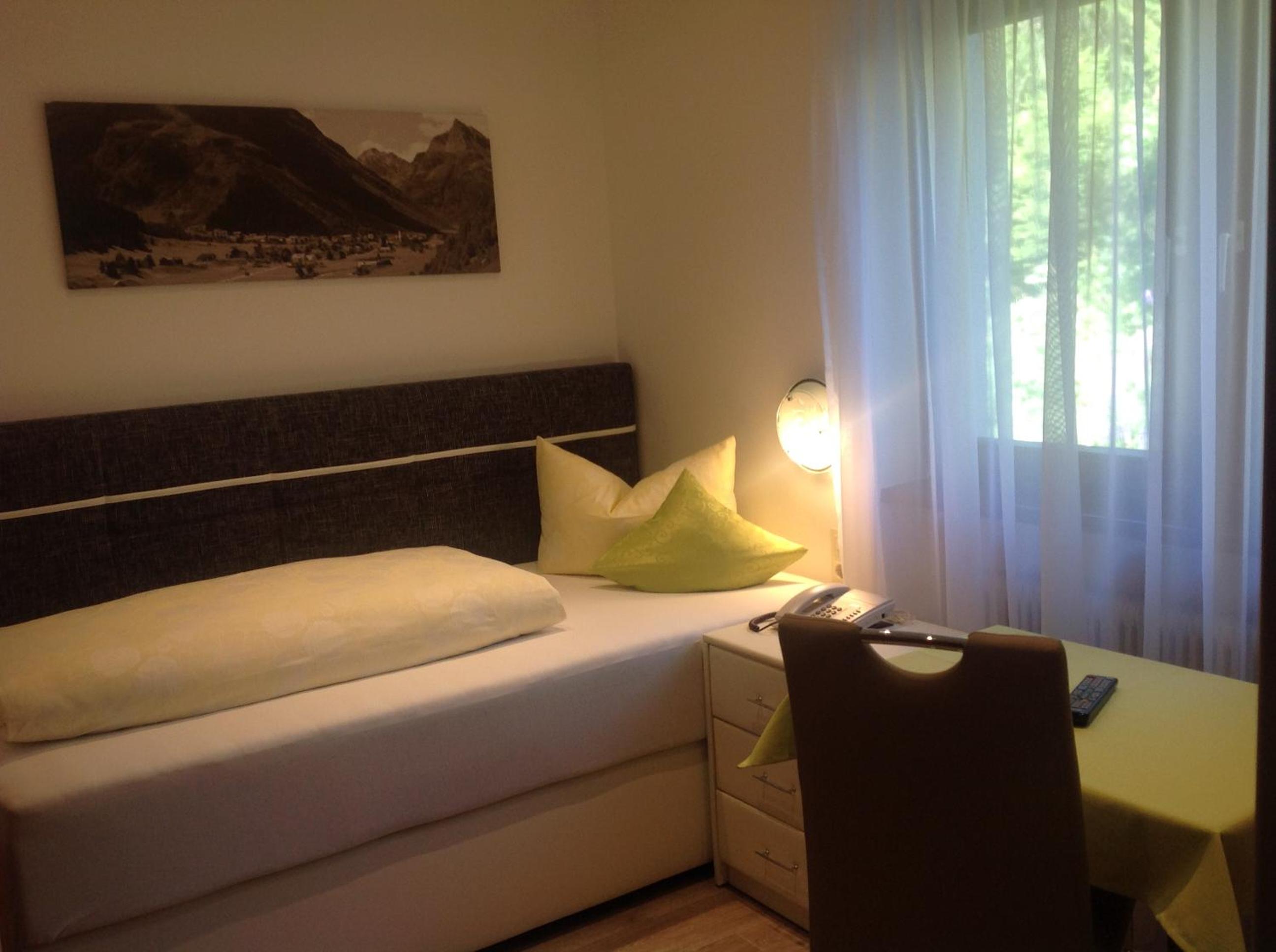 Apart Garni Lais