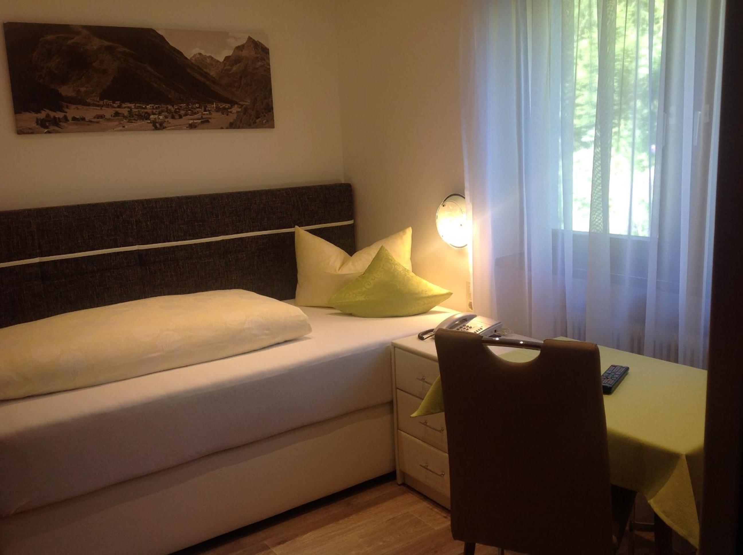 Apart Garni Lais