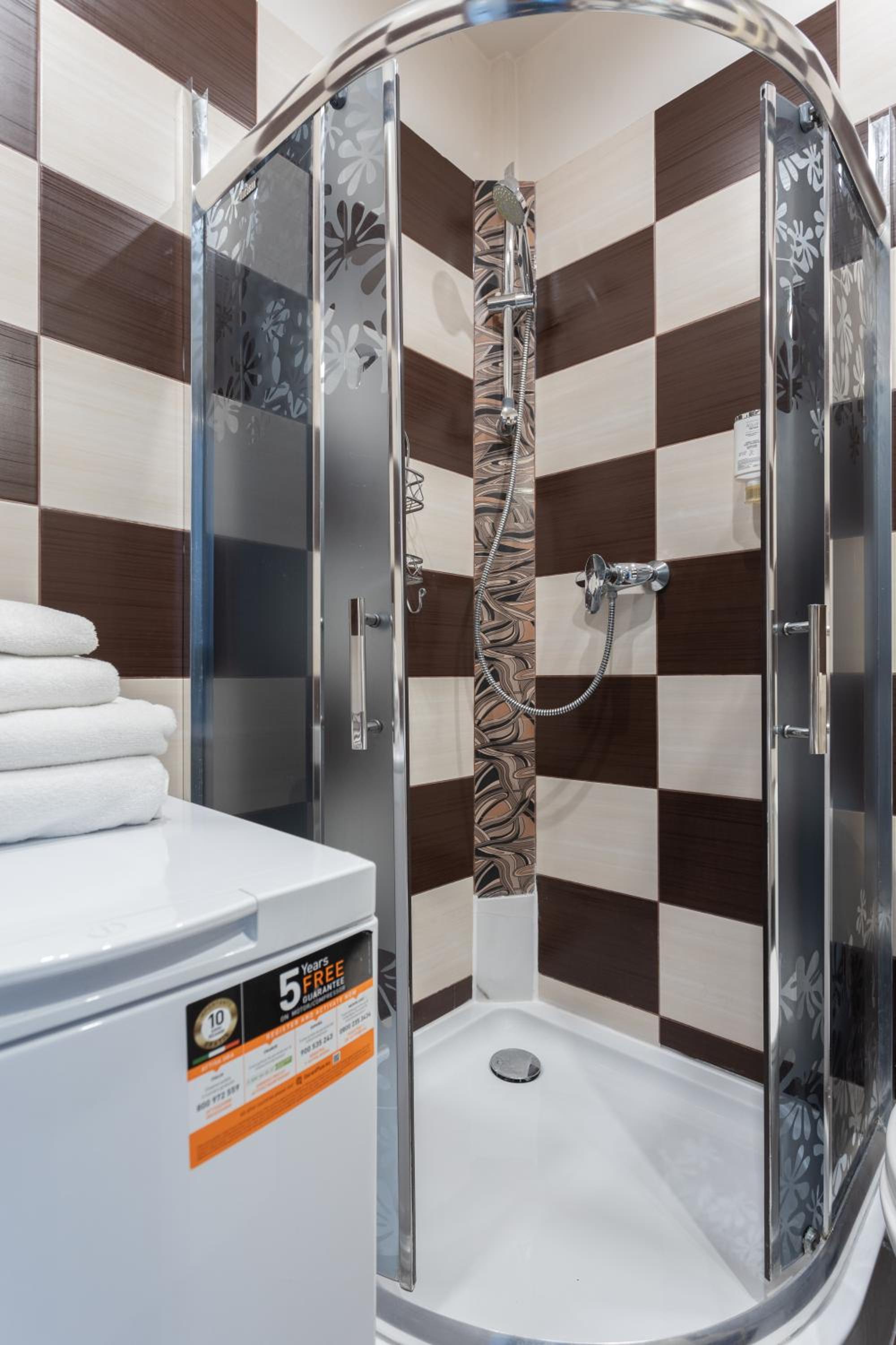 Urban Chic - Comfortable 2-Bedroom in City Center, Marszałkowska