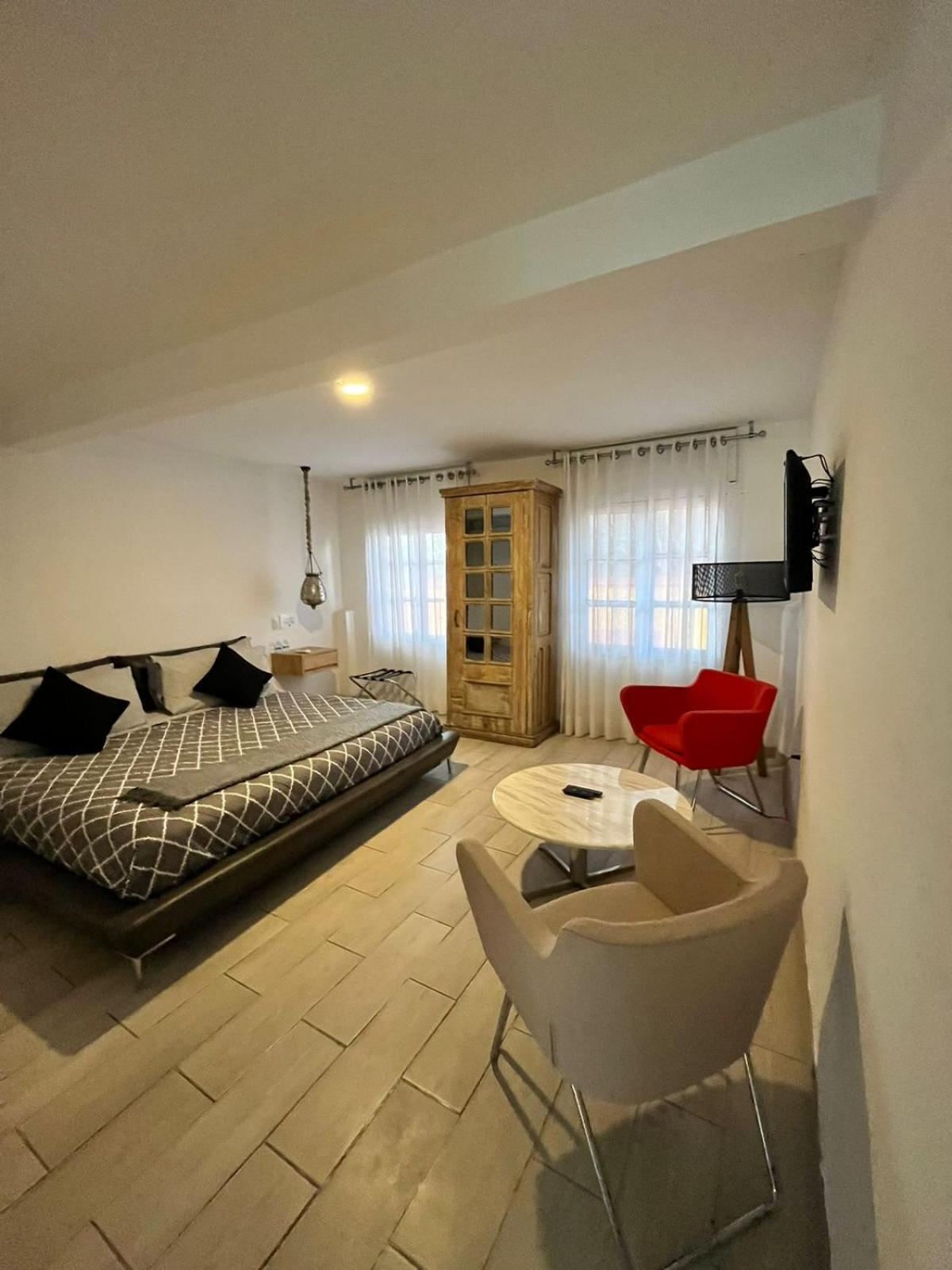 NIDO Hotel