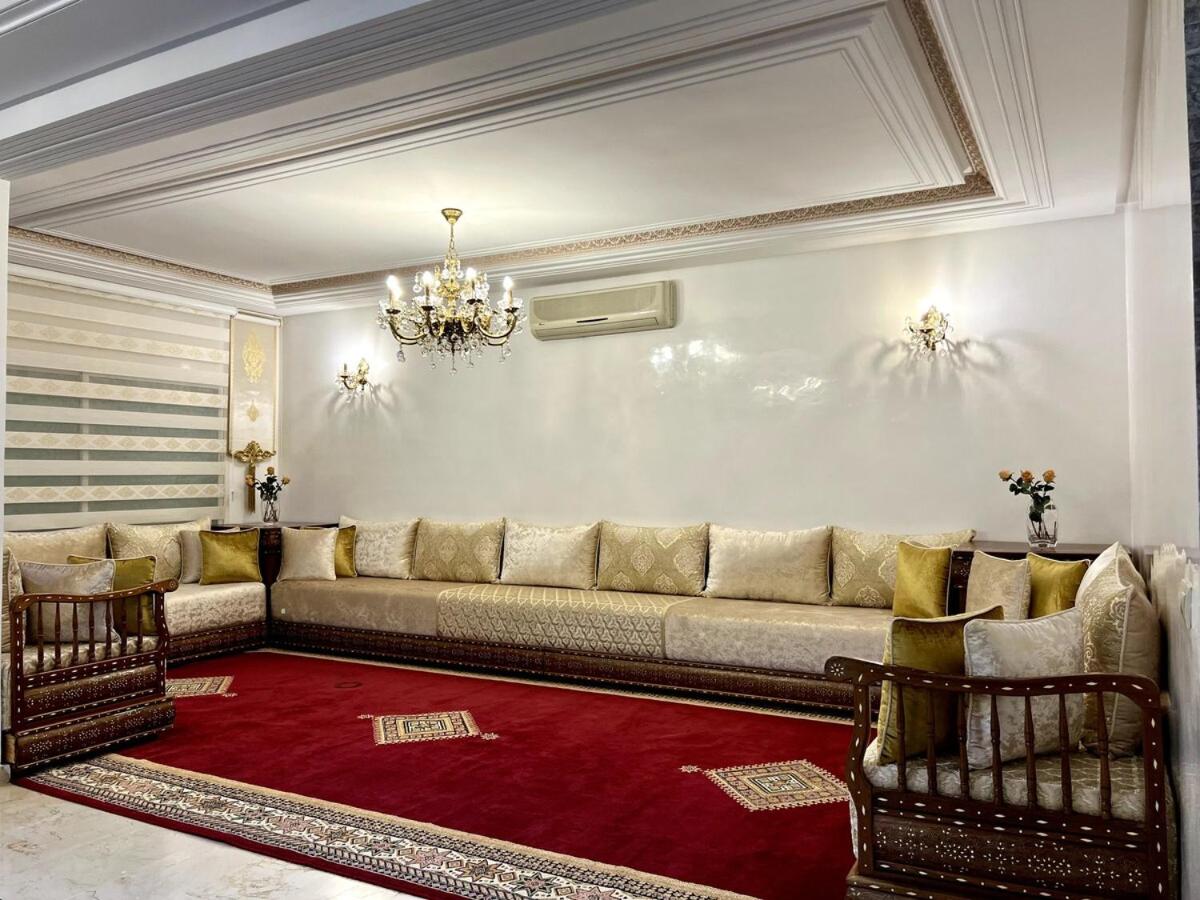 Chic & Spacious 4BR with Jacuzzi-Fez New City Stay
