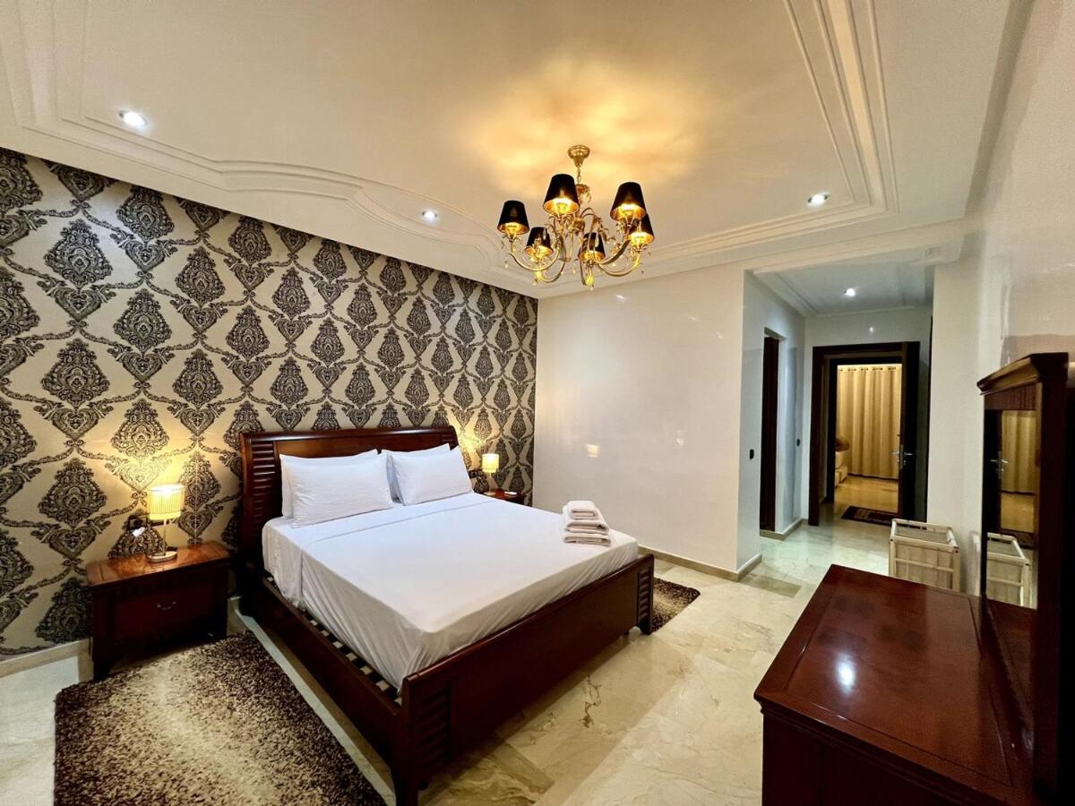 Chic & Spacious 4BR with Jacuzzi-Fez New City Stay