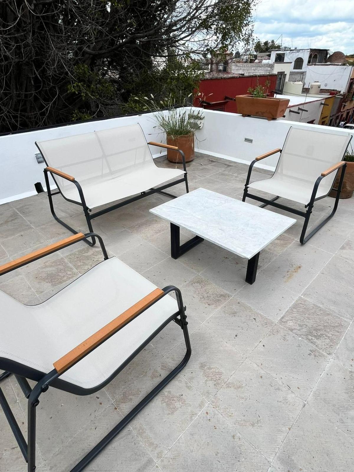 NIDO Hotel