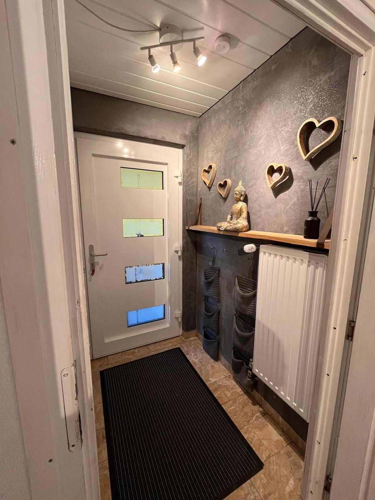 Wunderschöne, große Gartenwohnung mit 3 Schlafzimmern Nähe Kaufbeuren