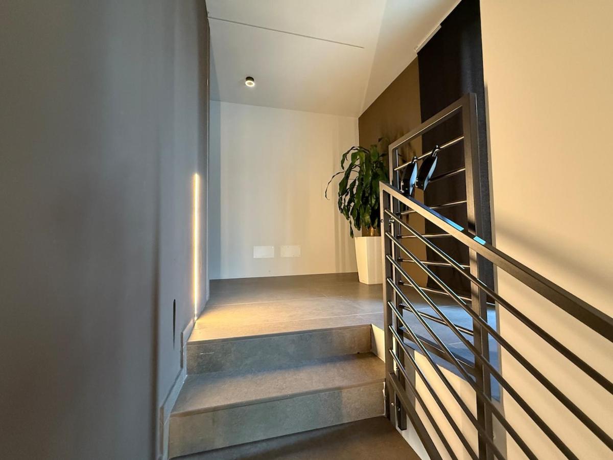 Alfieri2 - Netflix-Parking-Supermarket-Centro