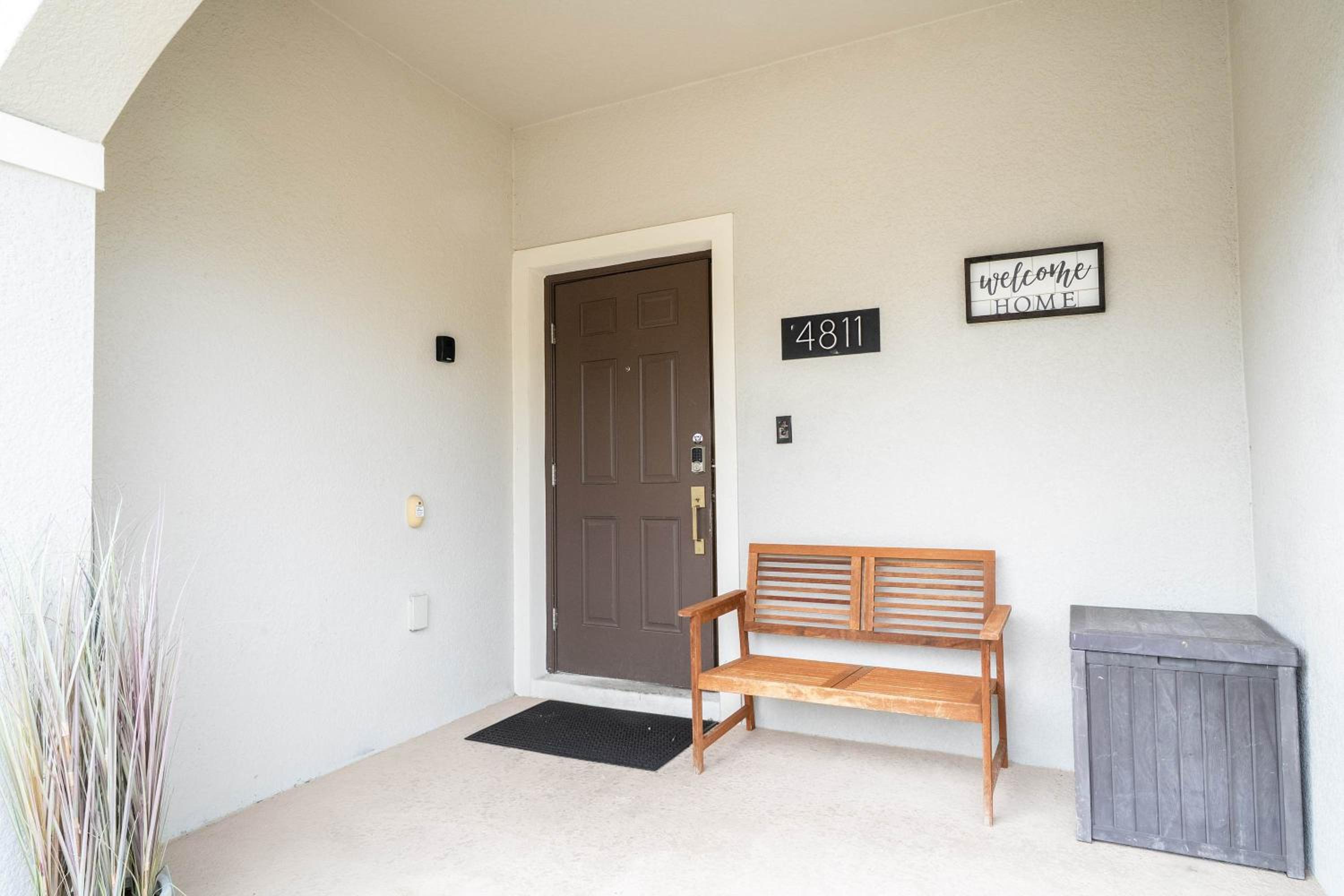 Vibrant 5Bd w Private Pool & Waterpark at Storey Lake 4811M