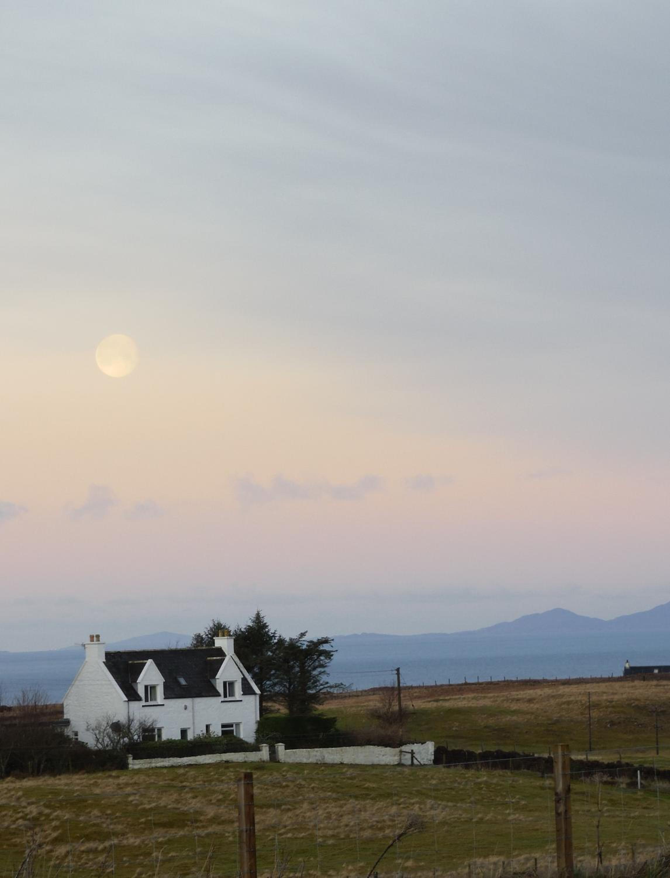 Lighthouse Cottage (Shared Facilities) view 3