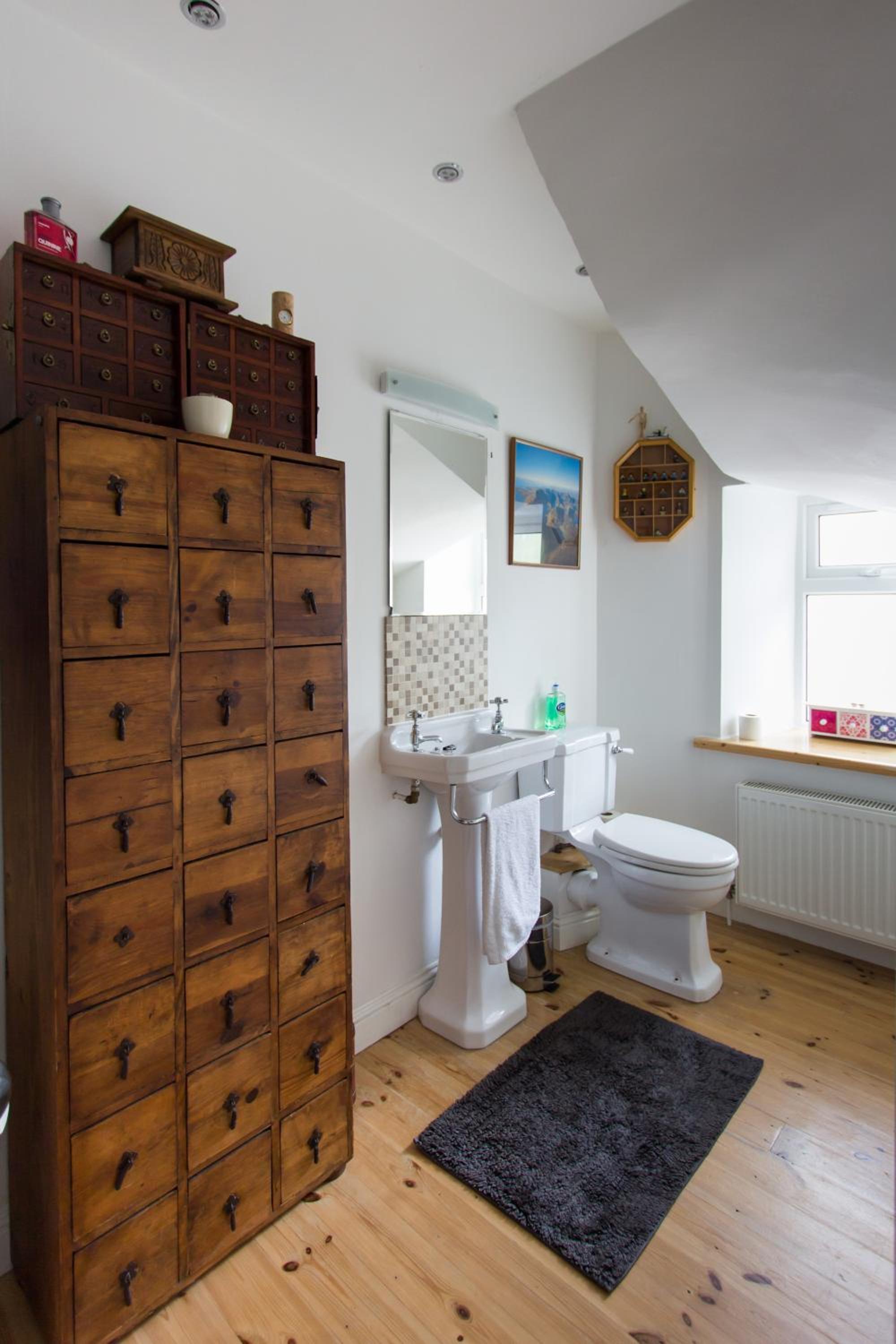 Lighthouse Cottage (Shared Facilities) view 4