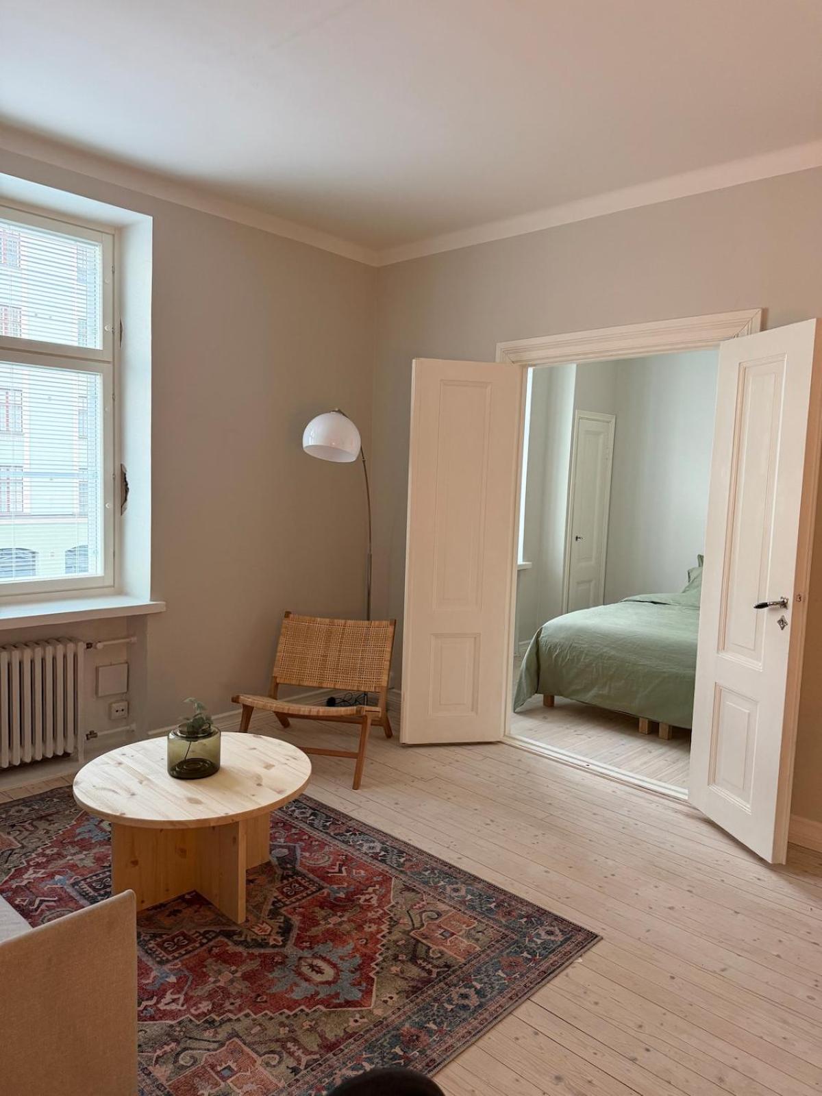 TAKA-TÖÖLÖ - a Stylish Urban Hideaway