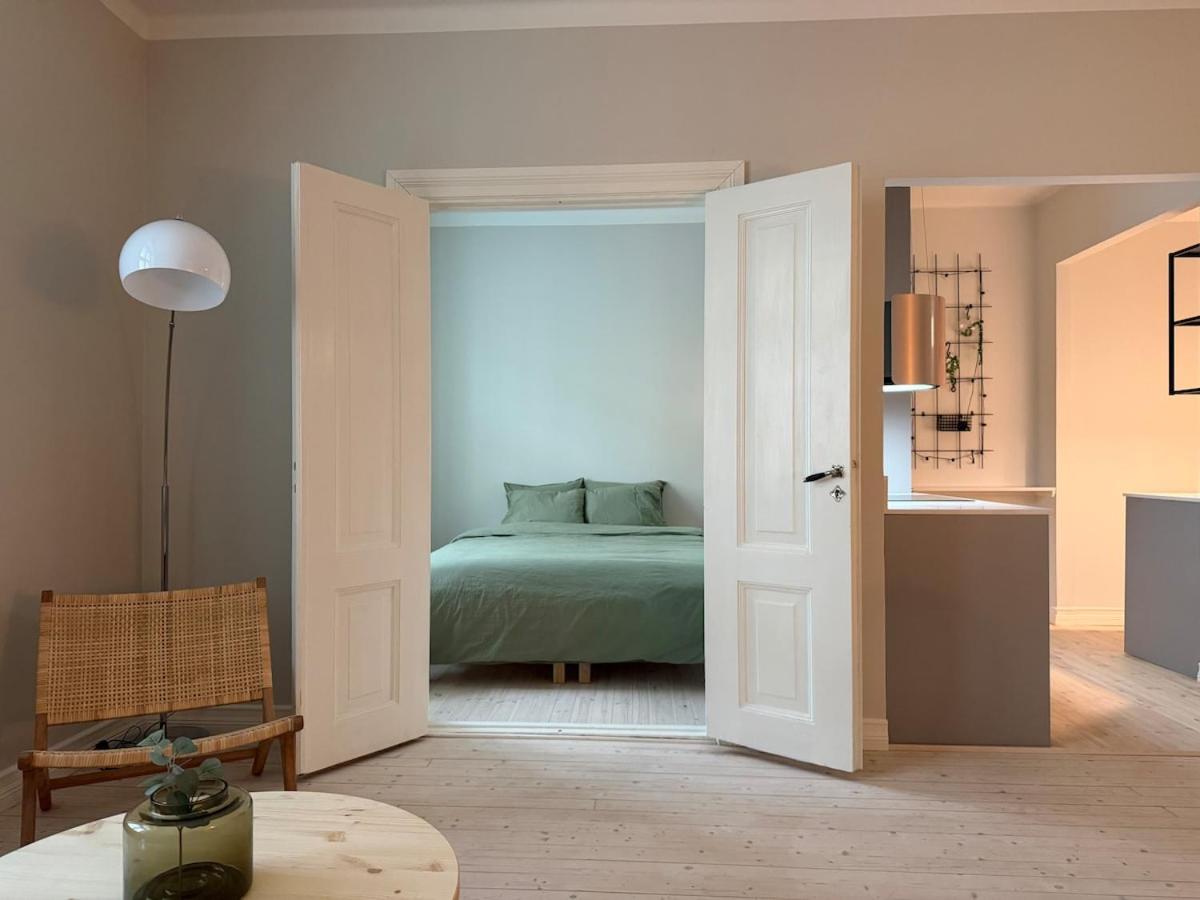 TAKA-TÖÖLÖ - a Stylish Urban Hideaway