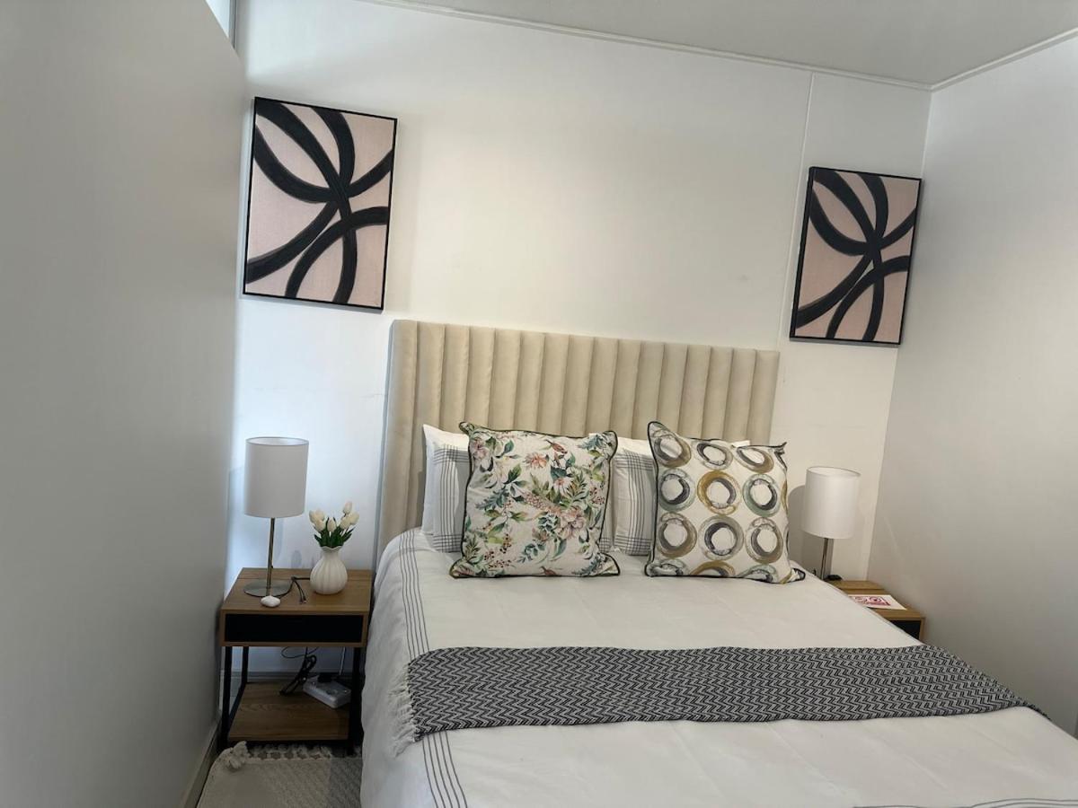 Phoenix Grandeur Gîte at One Rosebank ApartHotel