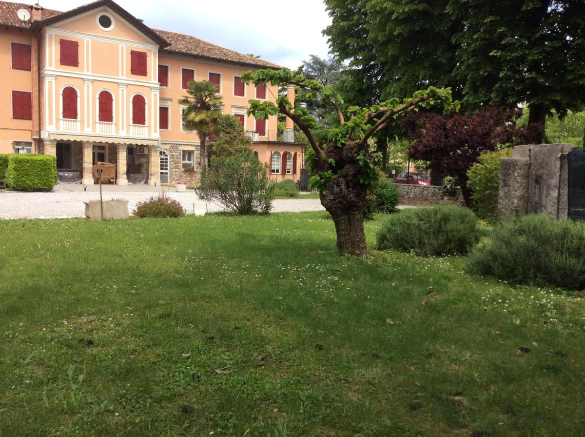 Photo 49