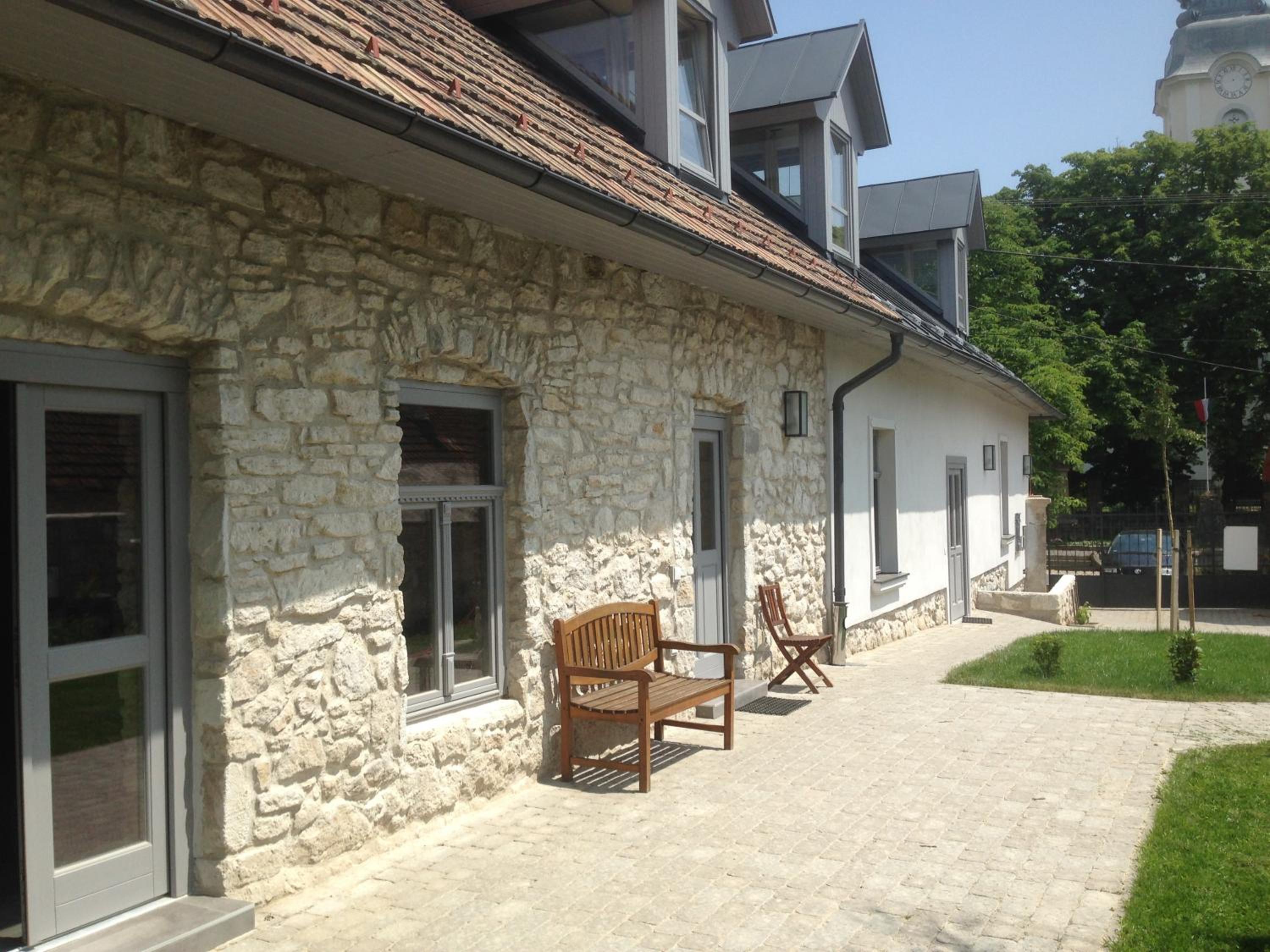 Préselő Pincészet és Vendégház view 5