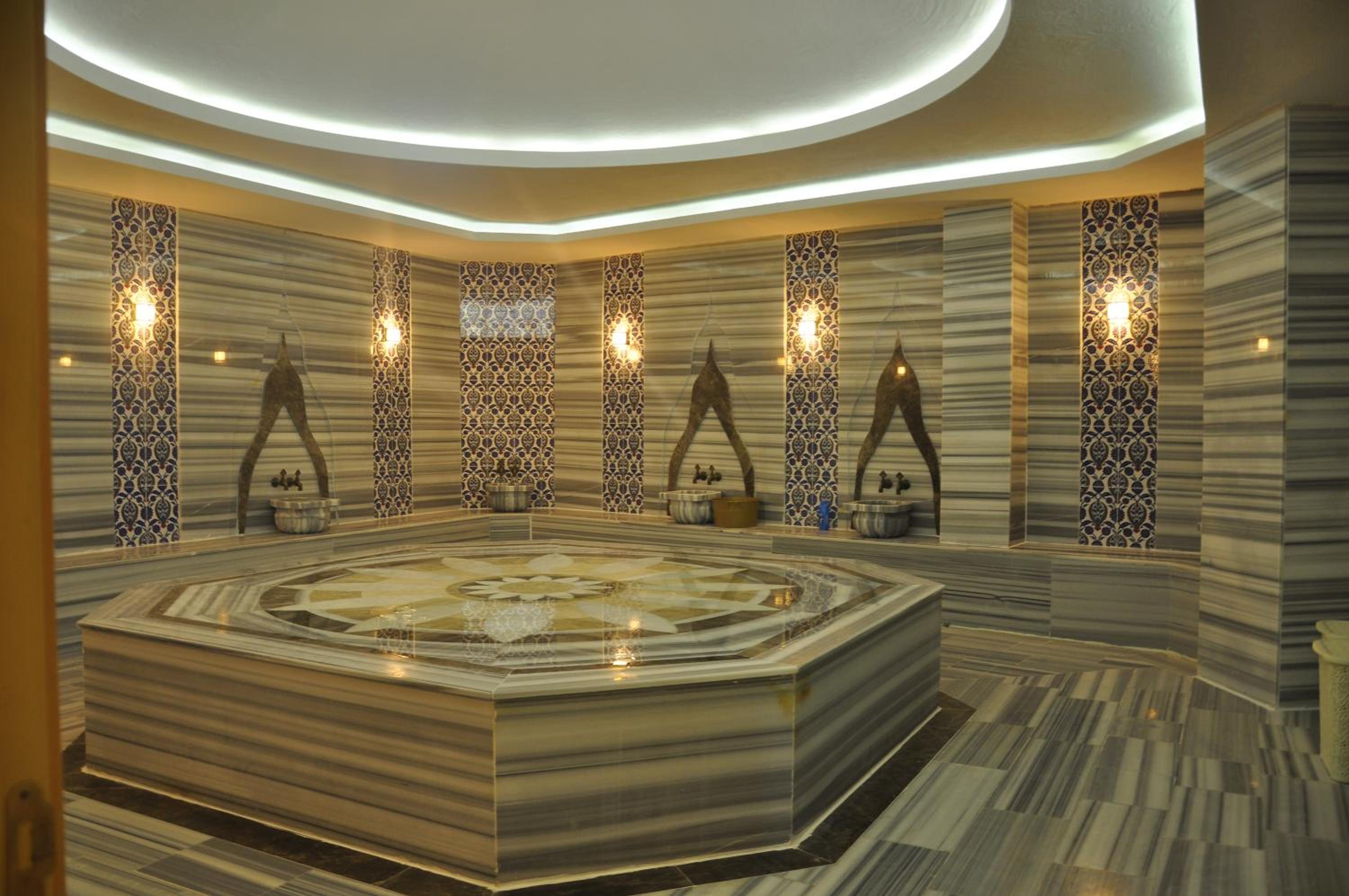 Elips Royal Hotel & SPA - Image 18