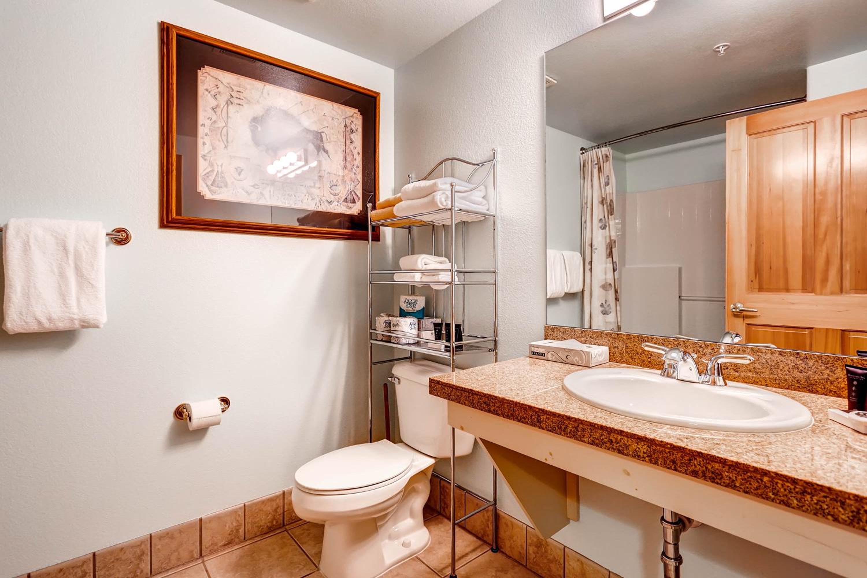 Summit County Vacations - Gateway Mountain Lodge by Keystone Resort - Property Image 10