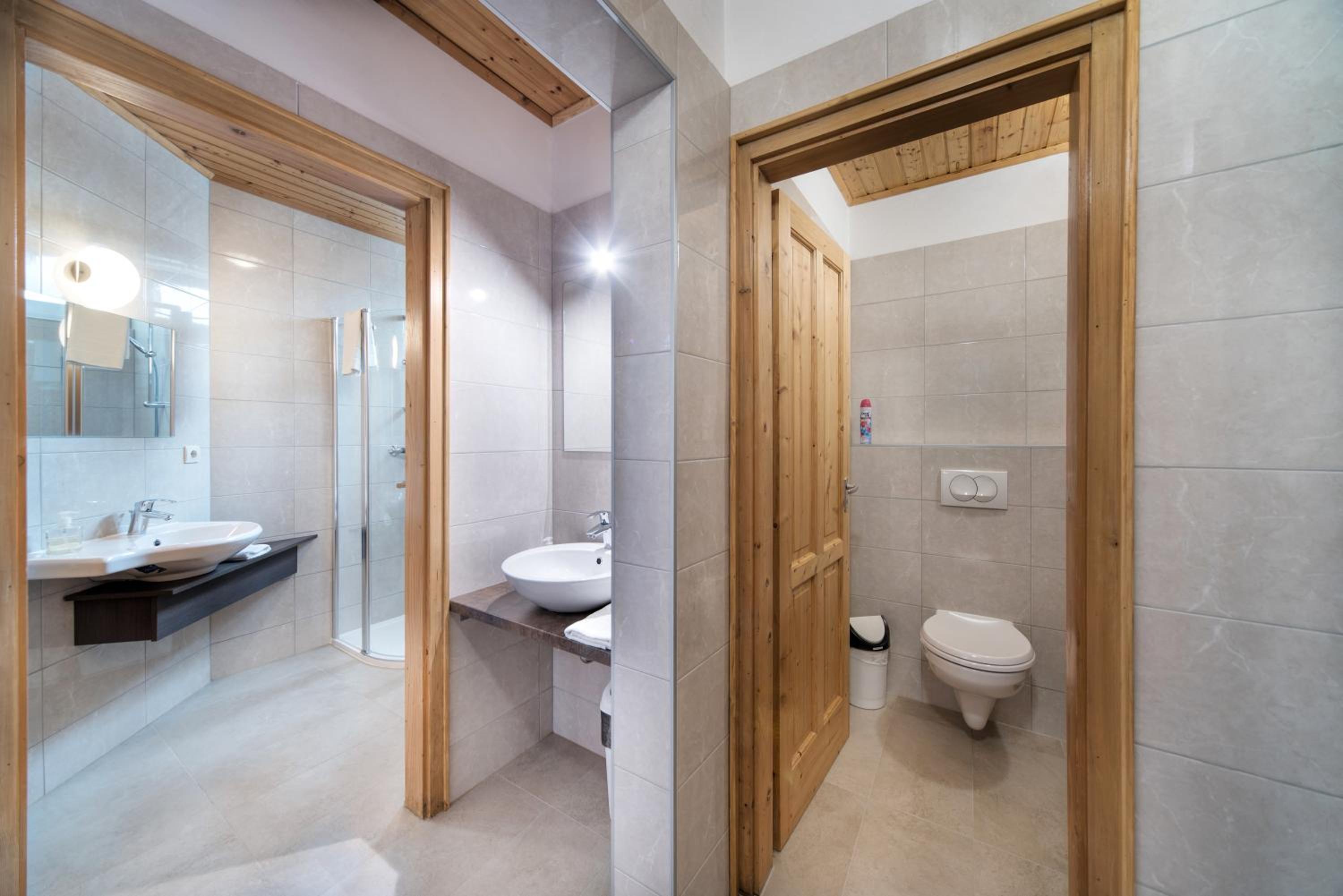 Hetényi Apartmanház és Birtok