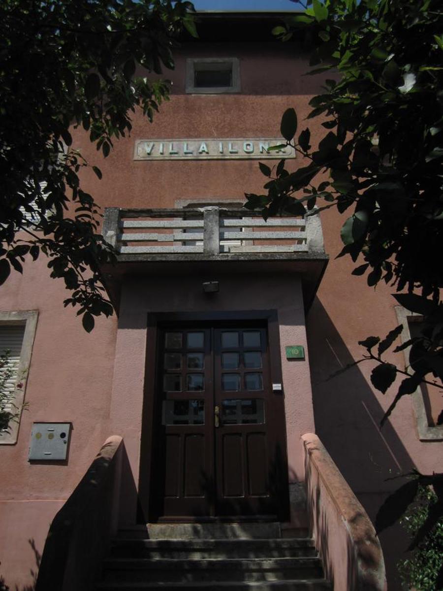 Photo 11