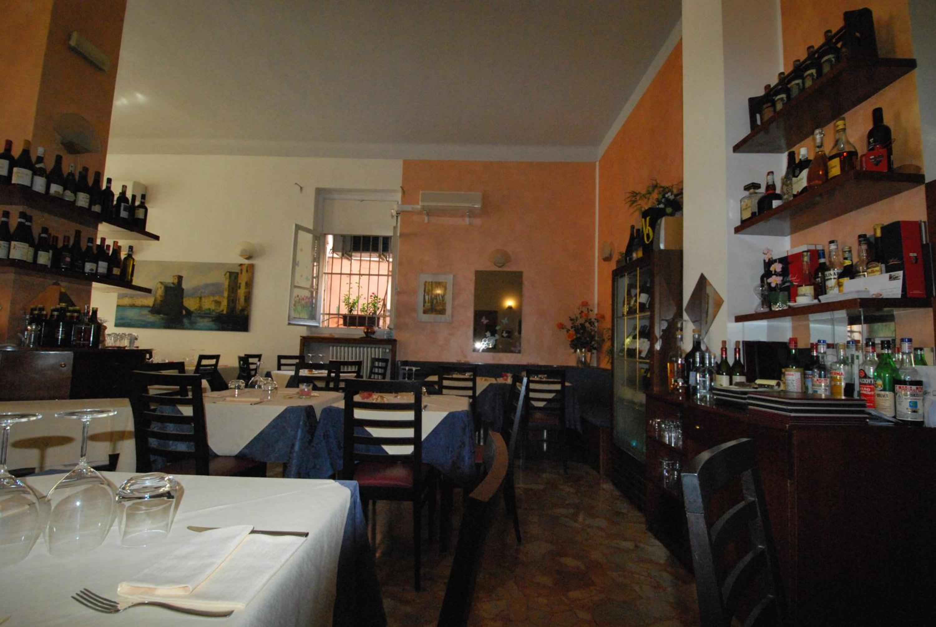 restaurant