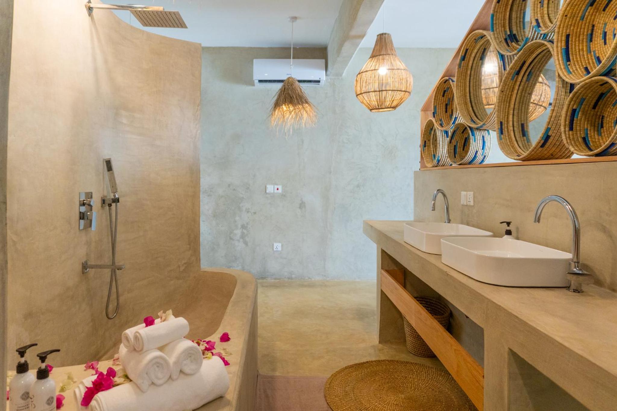 MAKU Oasis Villas and Studios