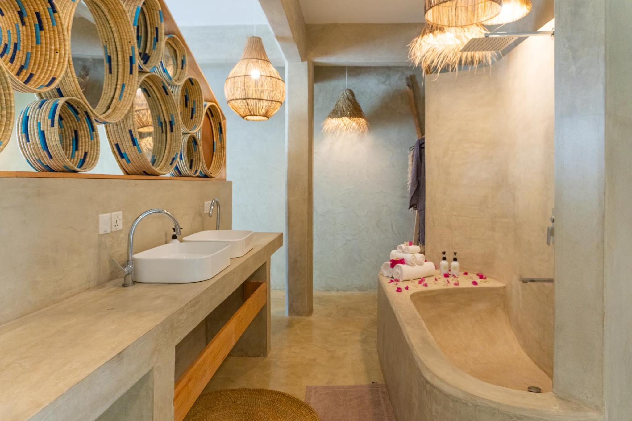 MAKU Oasis Villas and Studios