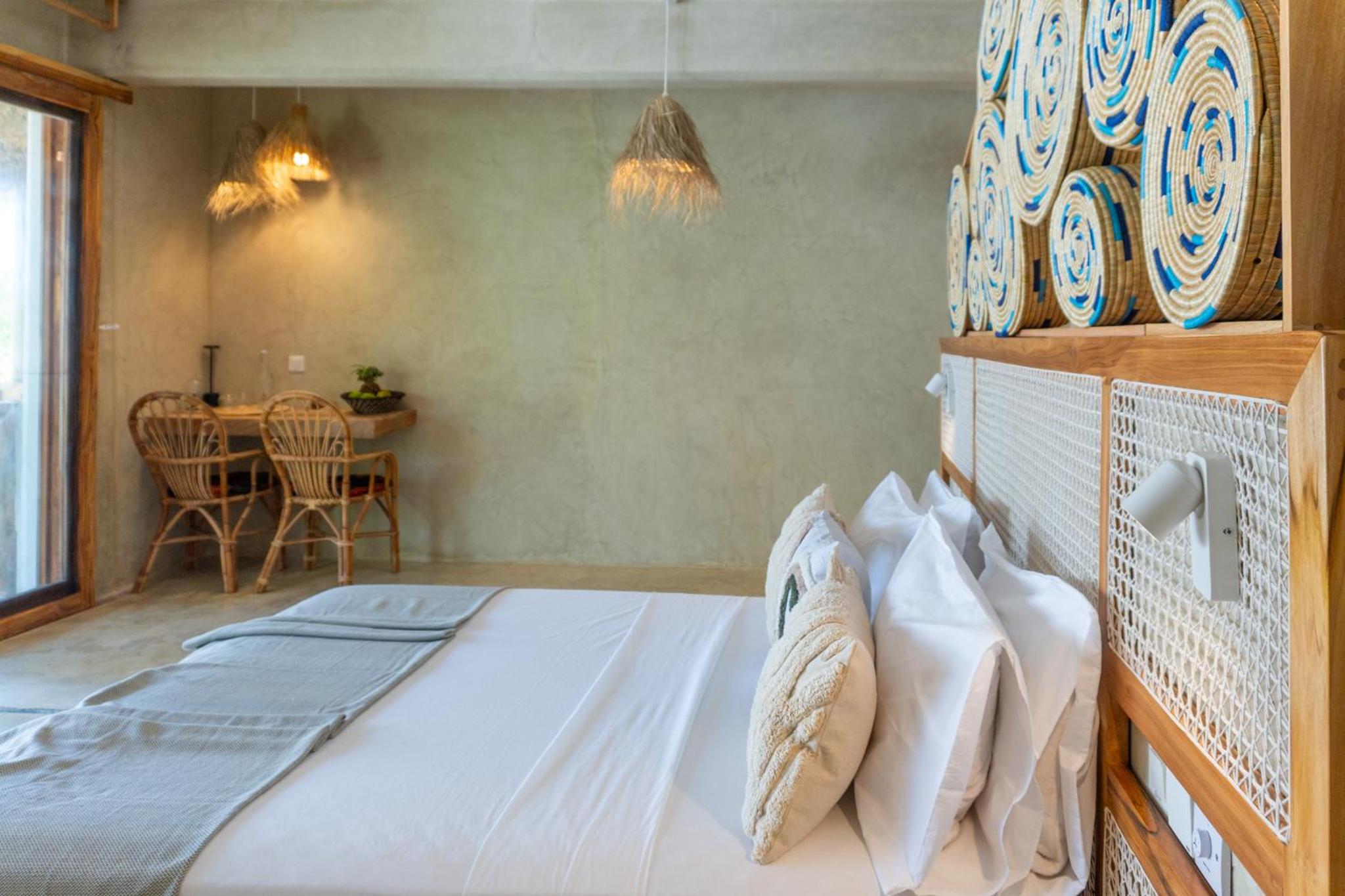 MAKU Oasis Villas and Studios