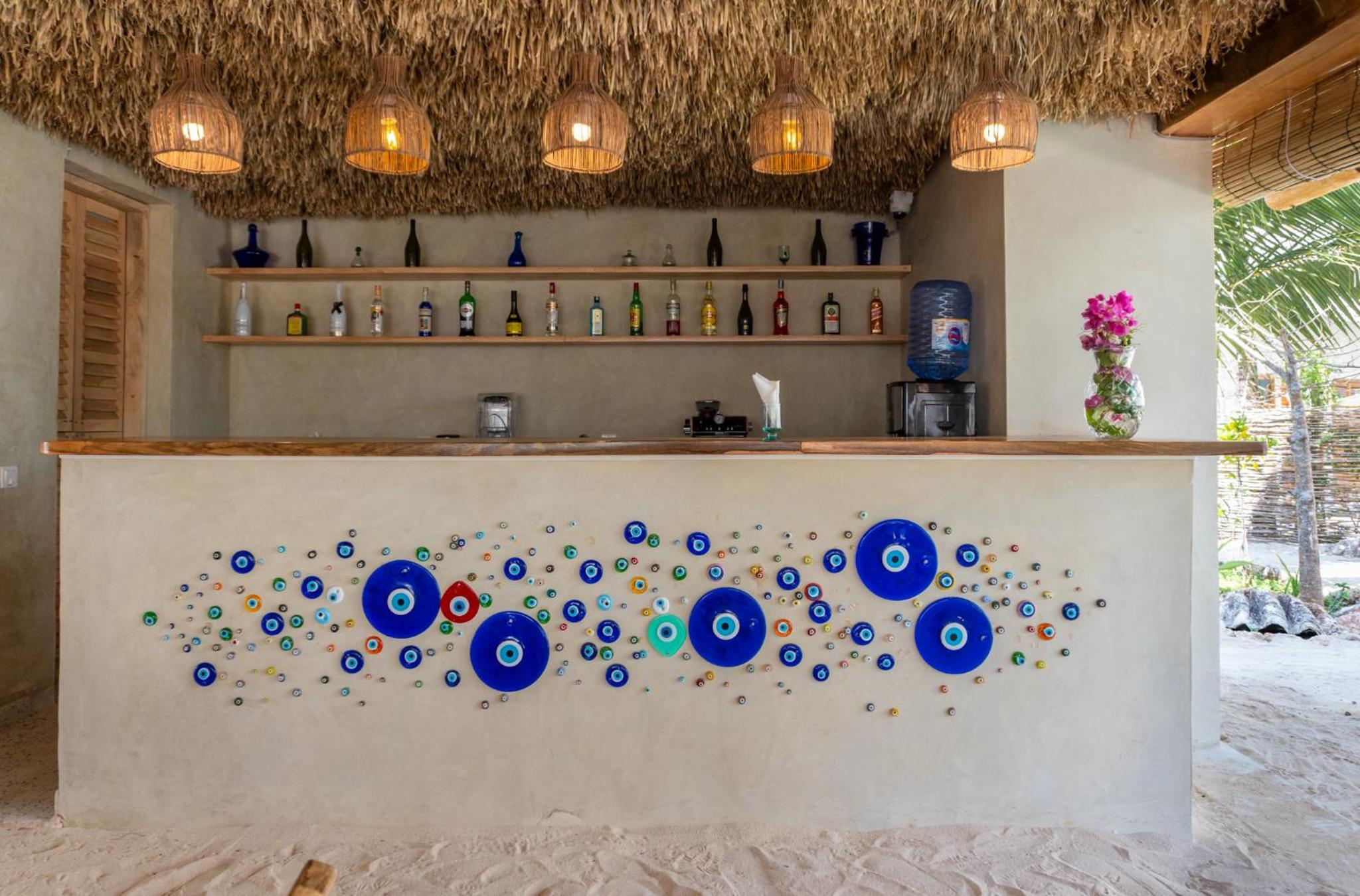 MAKU Oasis Villas and Studios