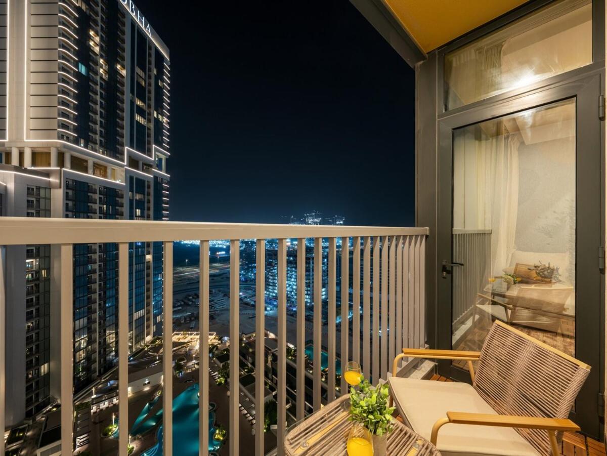 Royal Vista - Stunning Boho Style 1BR with 5 Star Amenities