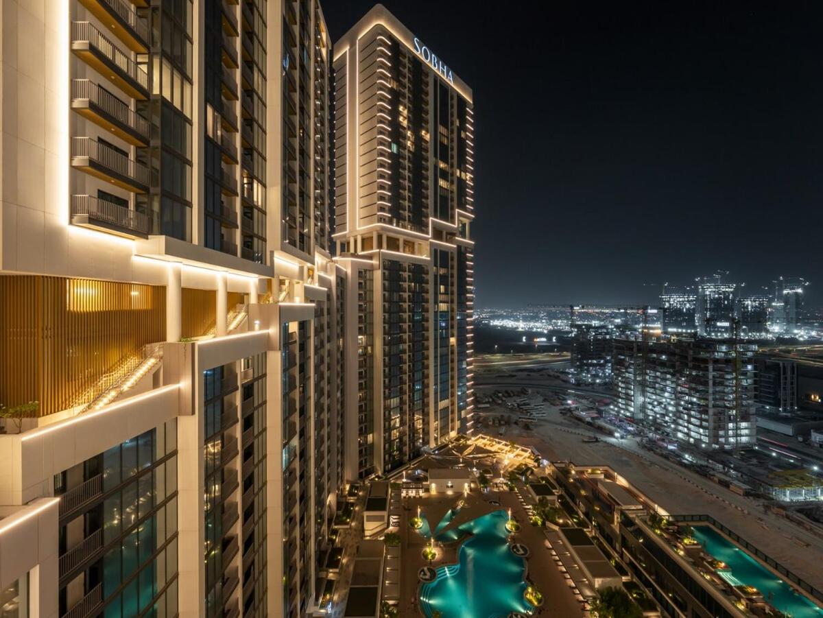 Royal Vista - Stunning Boho Style 1BR with 5 Star Amenities