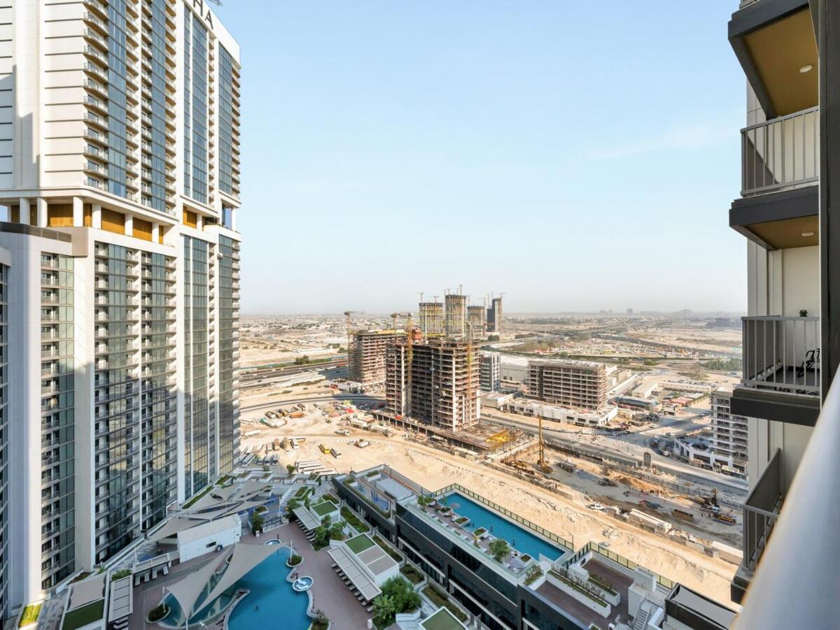Royal Vista - Stunning Boho Style 1BR with 5 Star Amenities