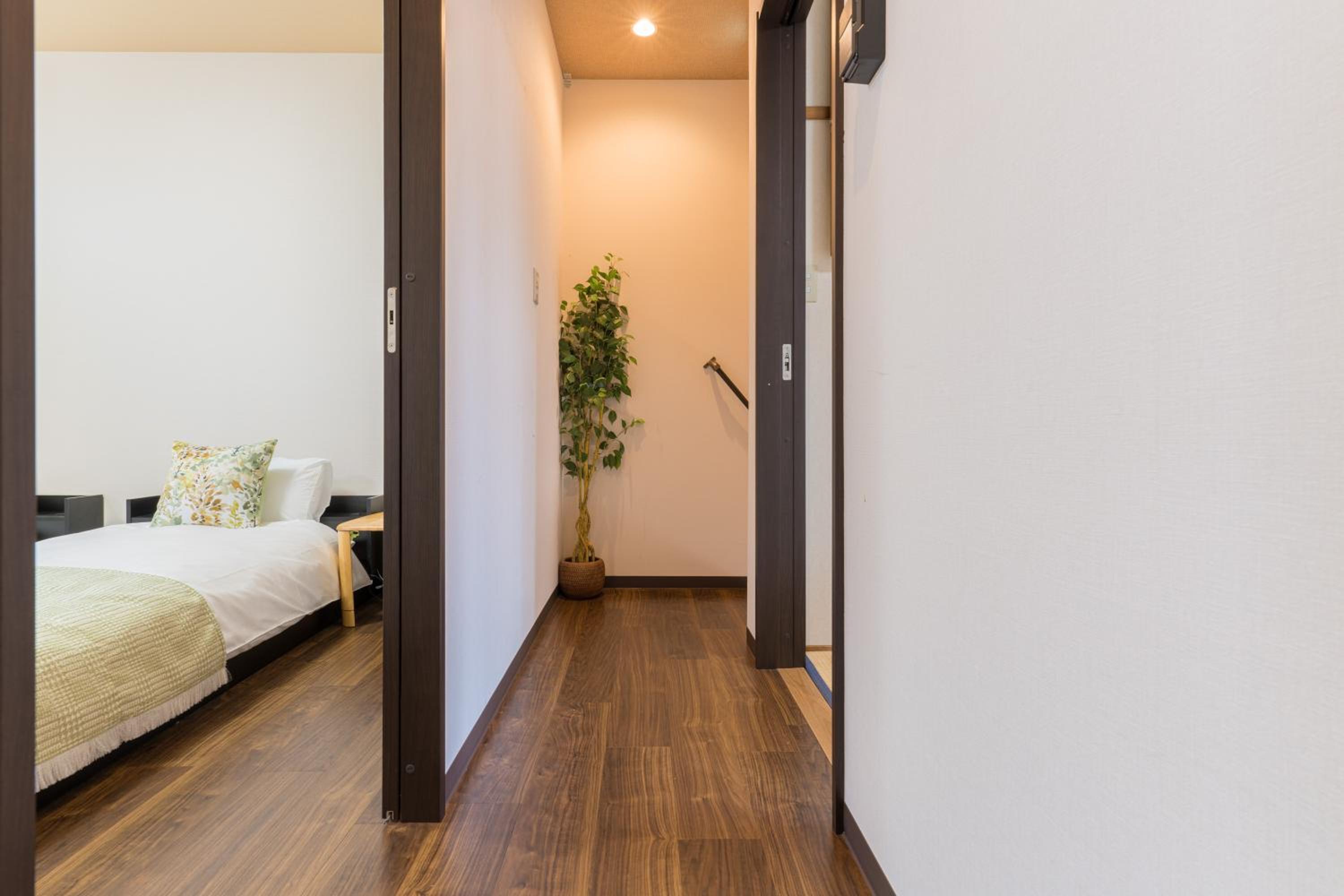 New Design 10ppl Family House 4rooms&2tubs