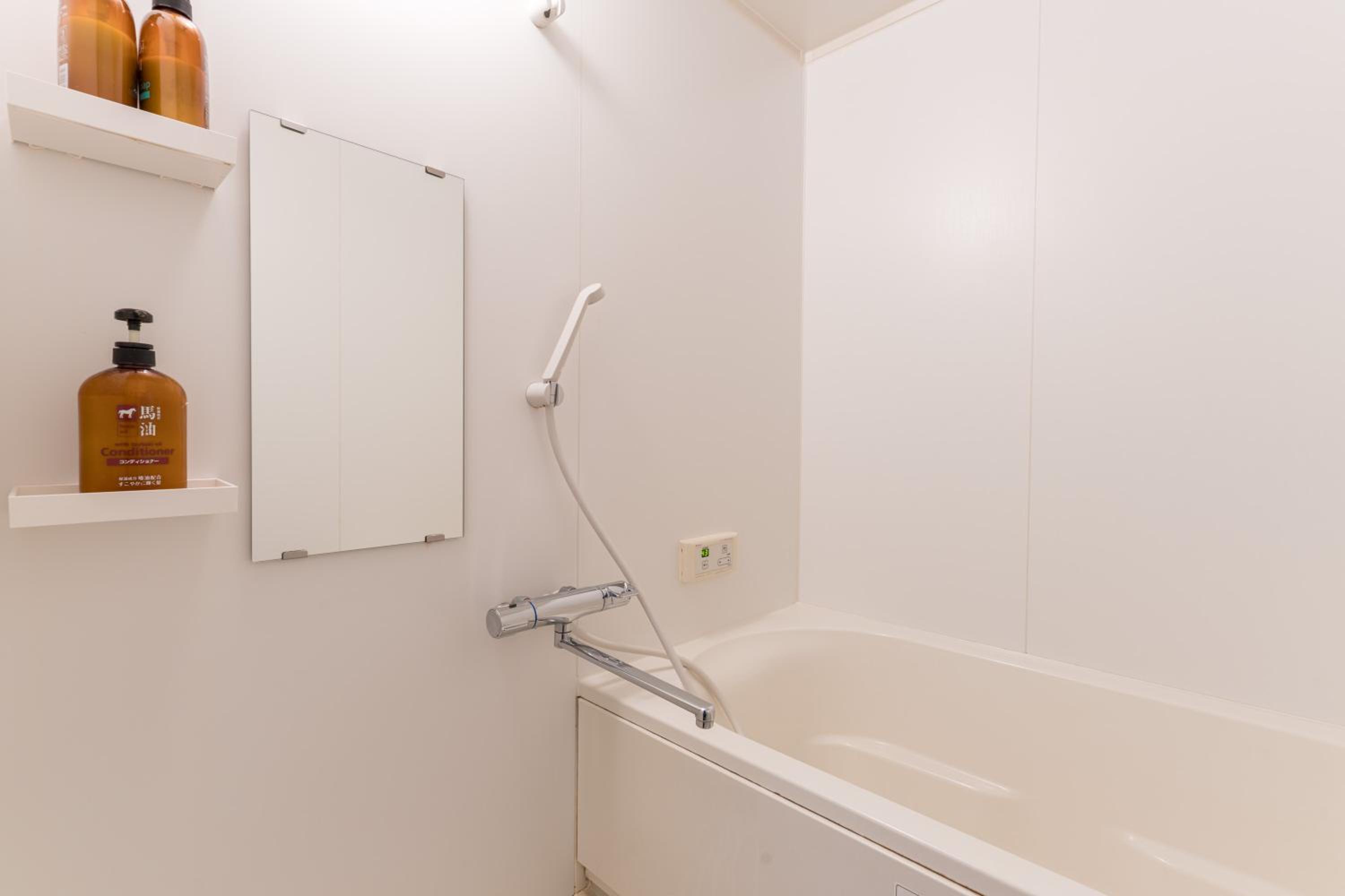New Design 10ppl Family House 4rooms&2tubs
