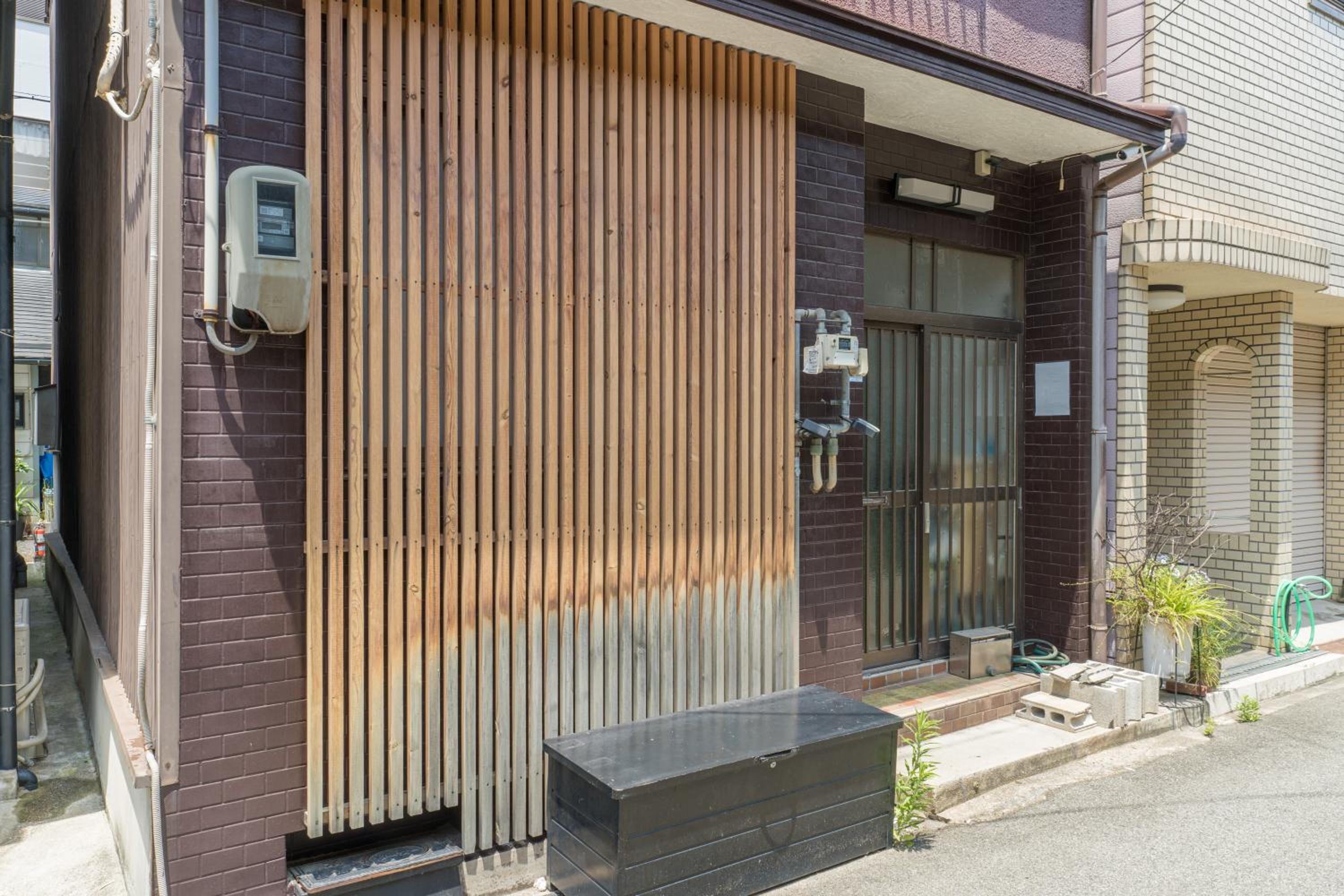 New Design 10ppl Family House 4rooms&2tubs