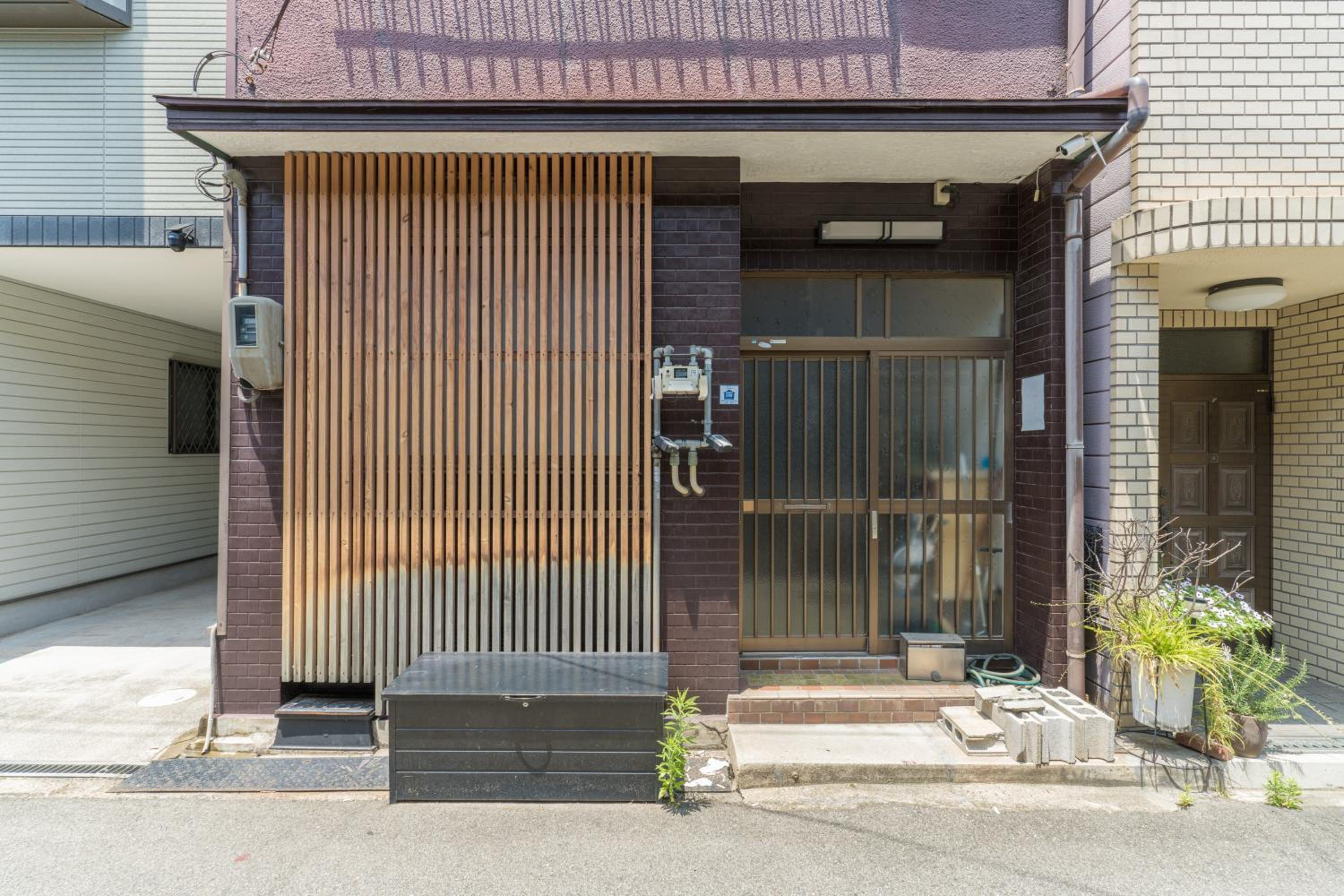 New Design 10ppl Family House 4rooms&2tubs