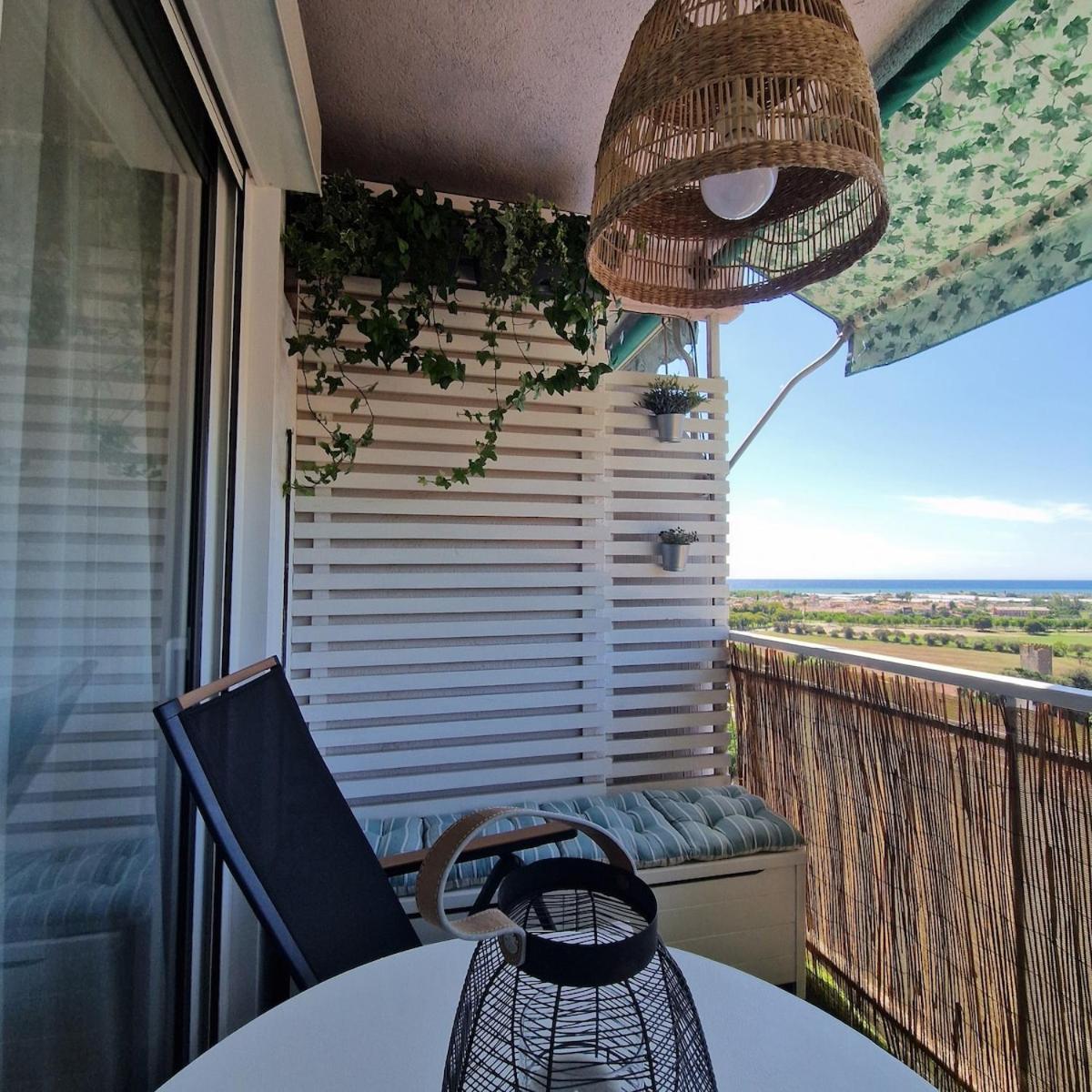 Apartamento con vistas al mar y montaña - Piscina