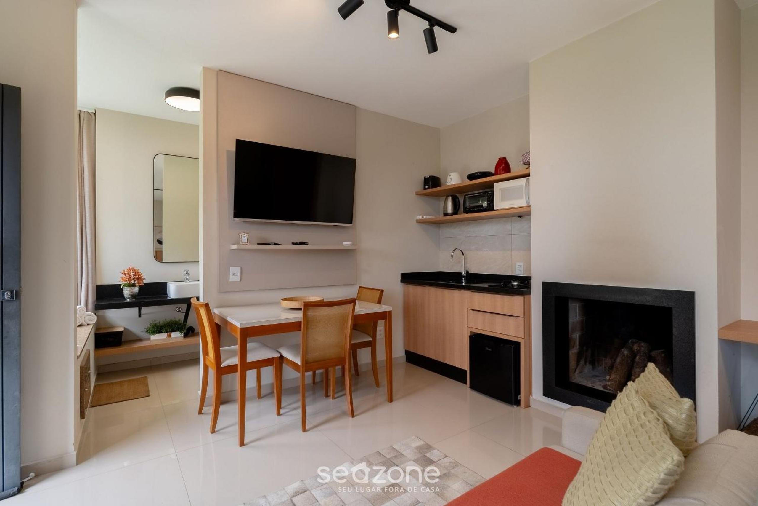 House w/ fireplace and bathtub in Urubici CLA0000
