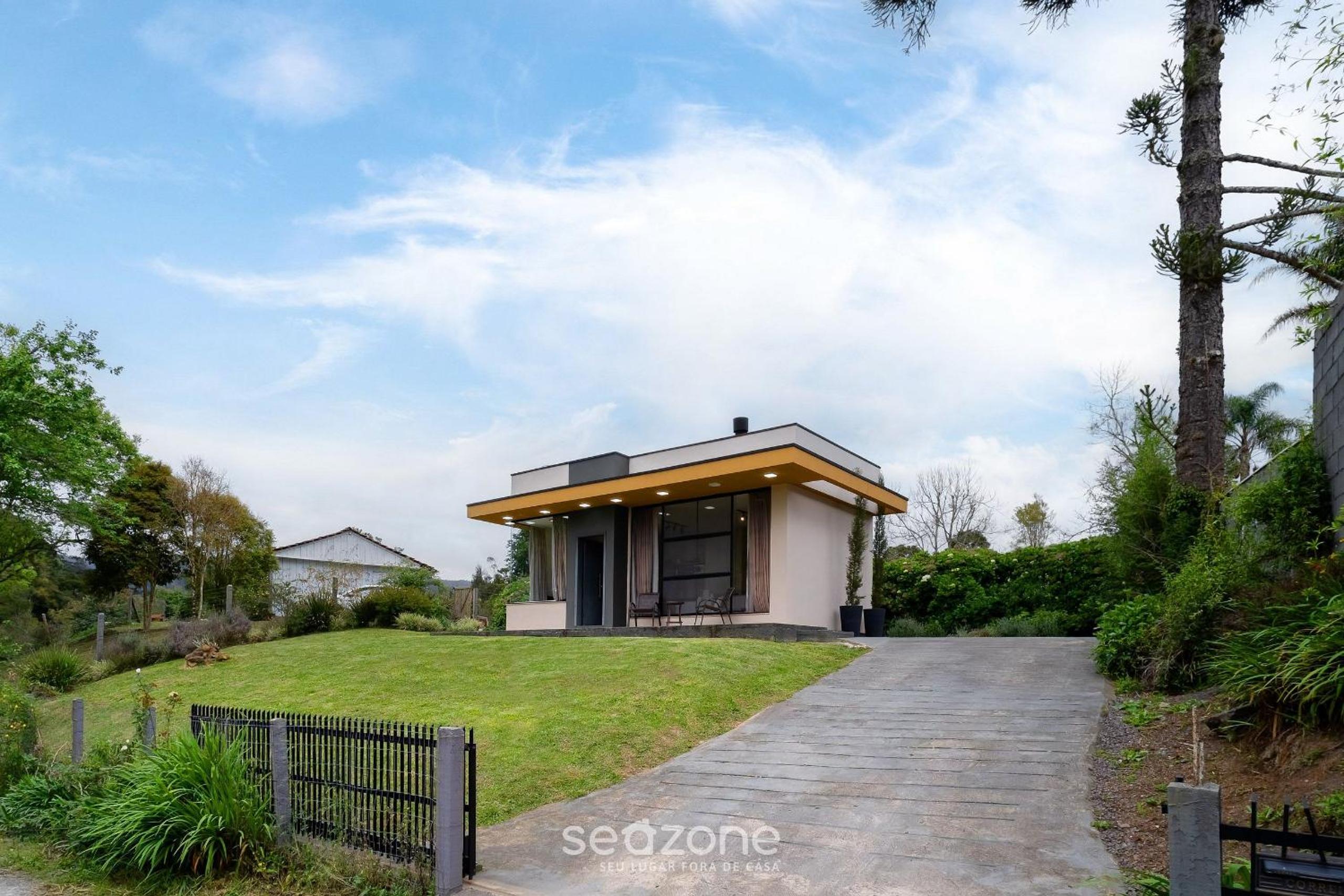 House w/ fireplace and bathtub in Urubici CLA0000
