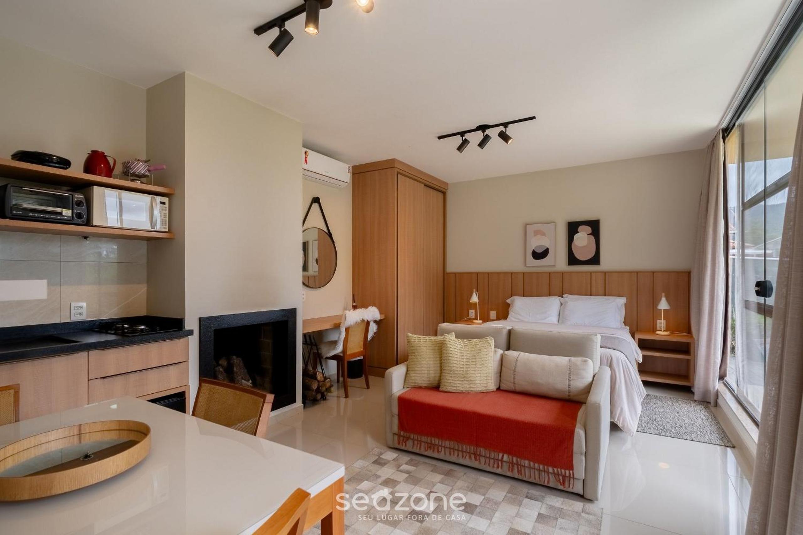 House w/ fireplace and bathtub in Urubici CLA0000
