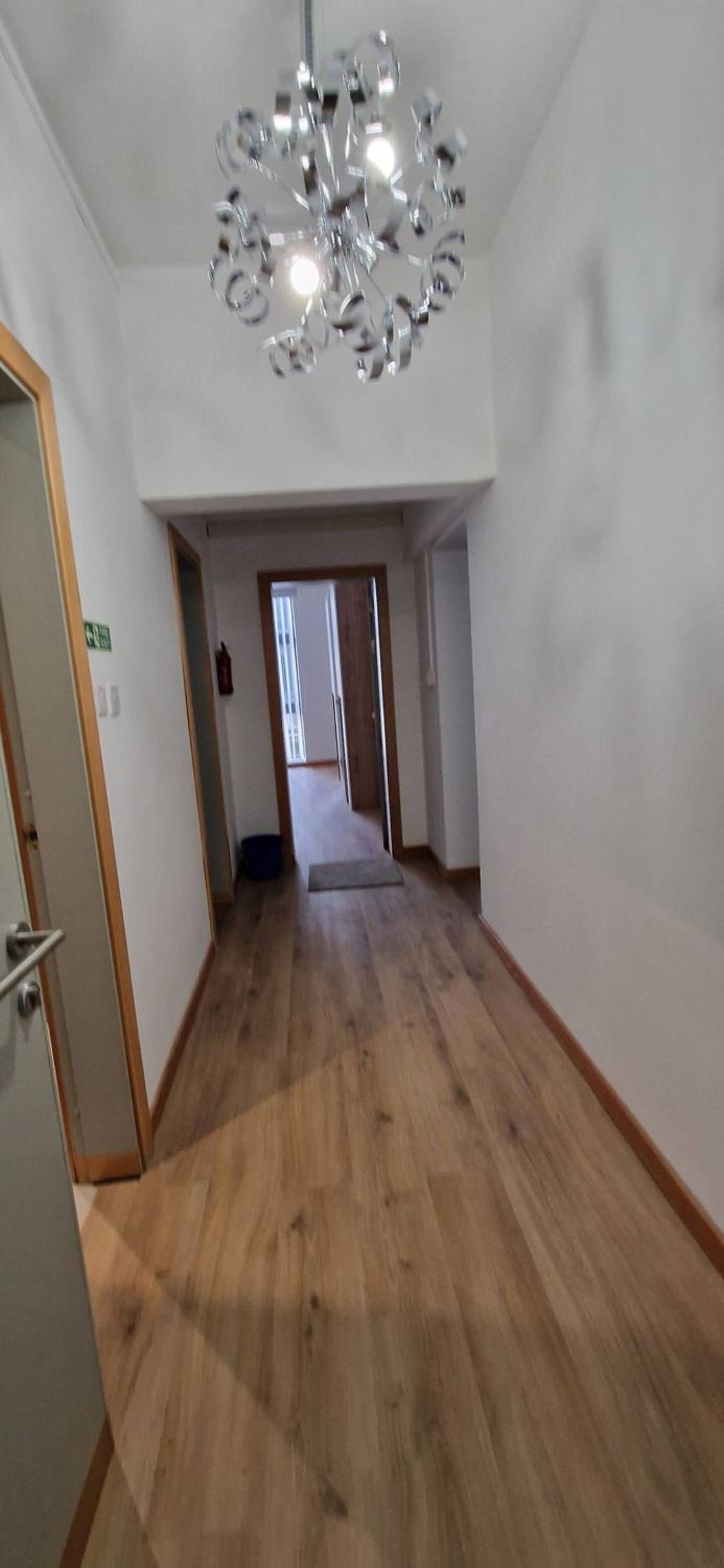 Compact, Convenient 1BR Flat