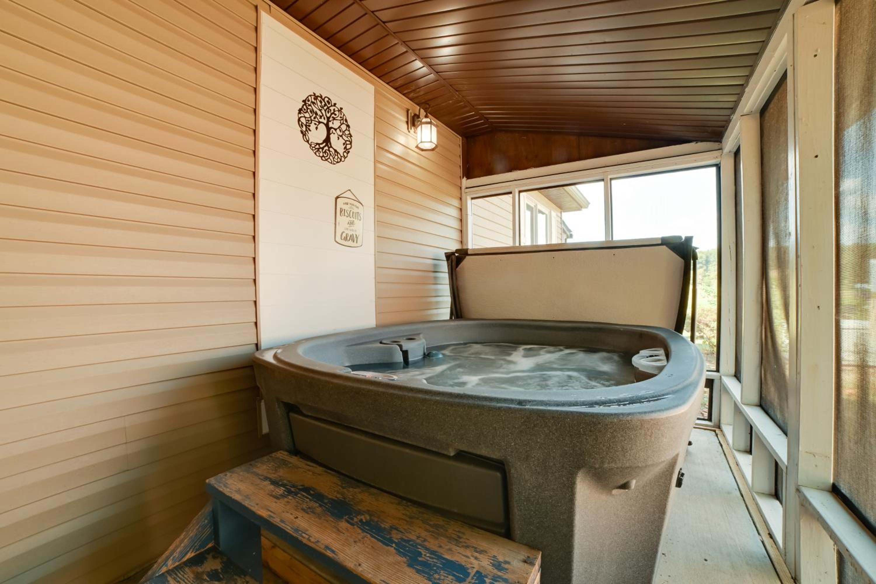 Pet Friendly House 5 Mins to Garden of the Gods