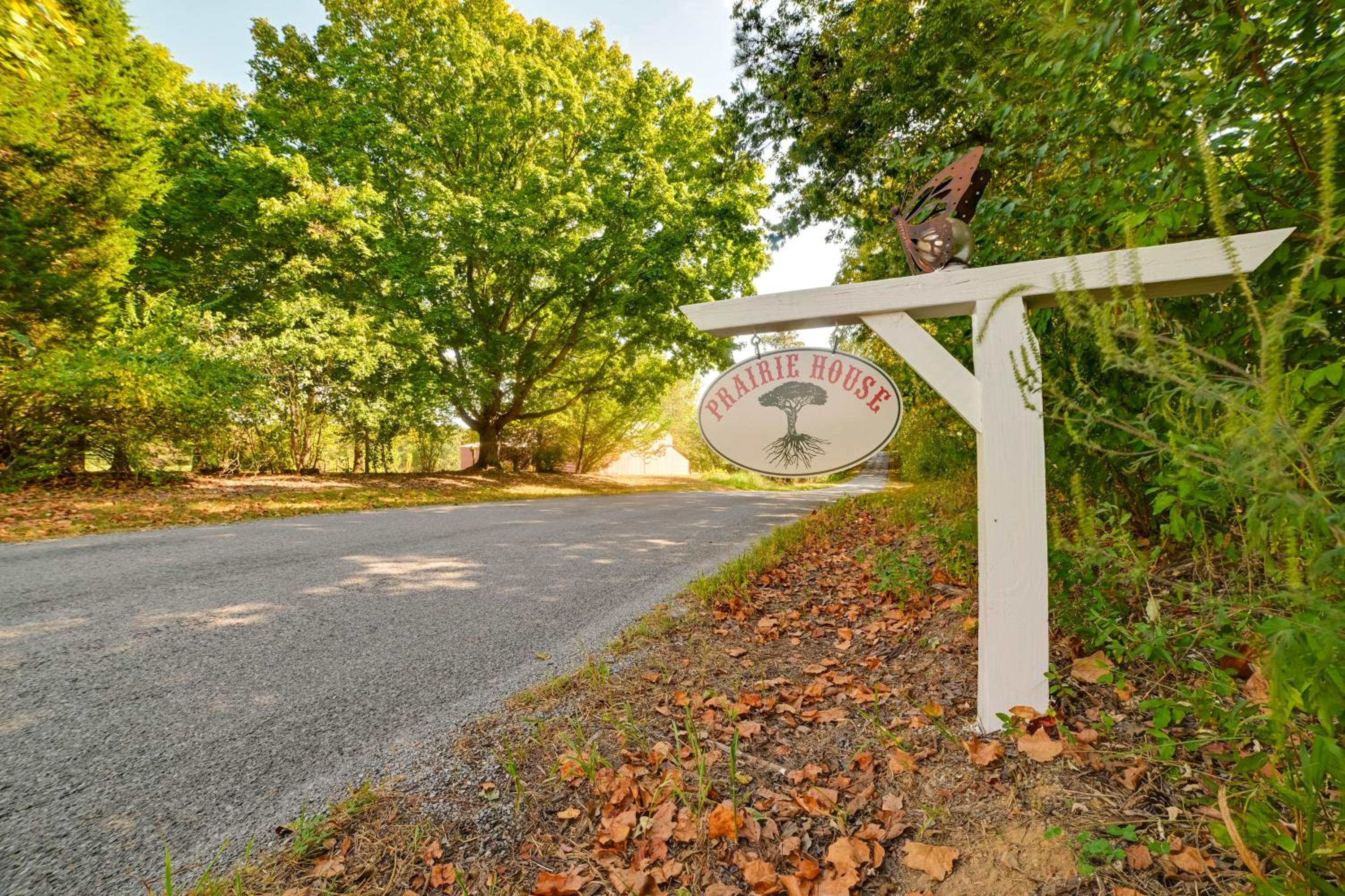 Pet Friendly House 5 Mins to Garden of the Gods