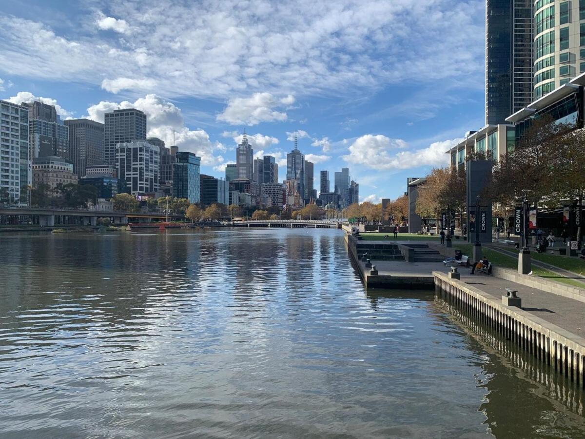 Paris in East Melbourne