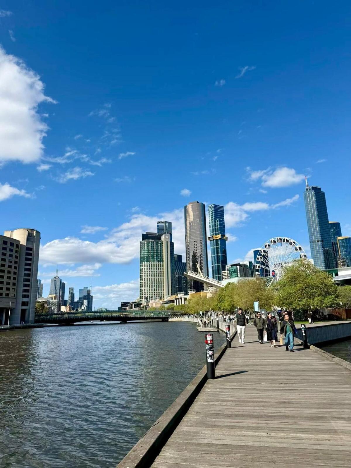 Paris in East Melbourne