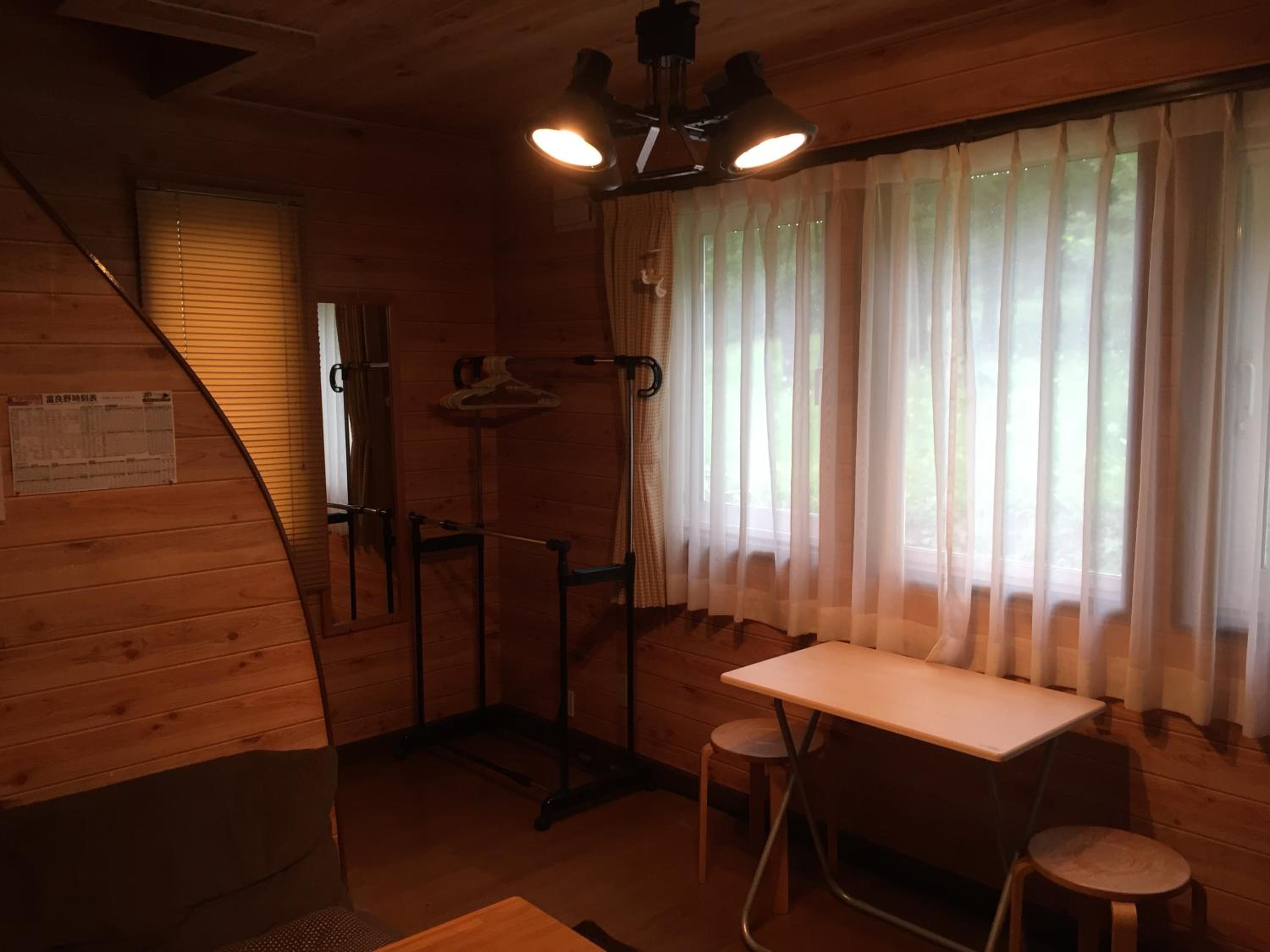 Photo 8