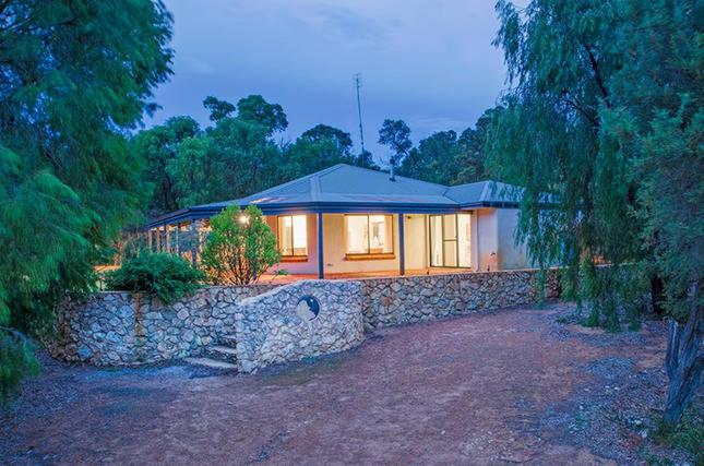 Yallingup Pet Friendly Bush Retreat