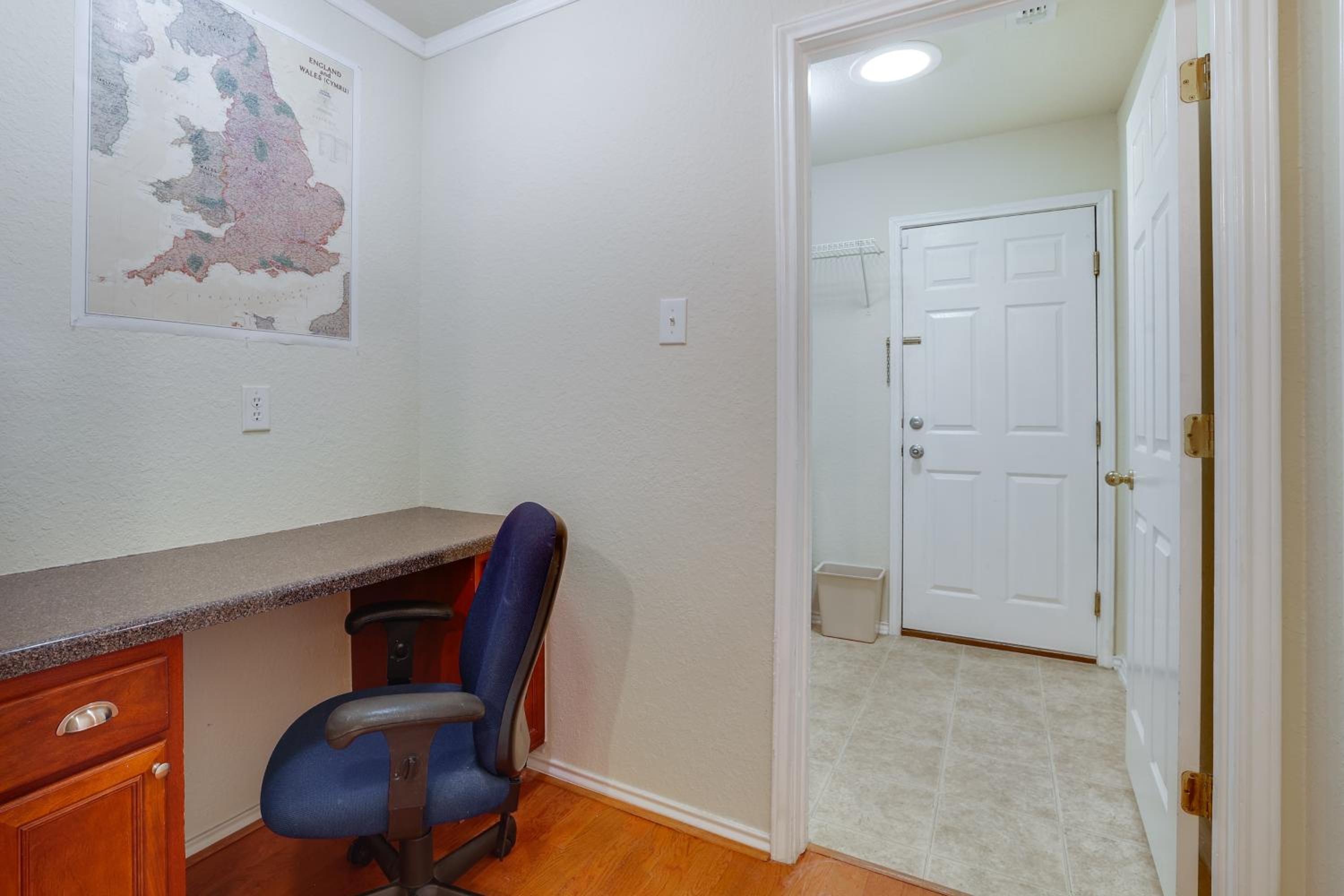 San Antonio Area Home with Deck, 14 Mi to Dtwn!