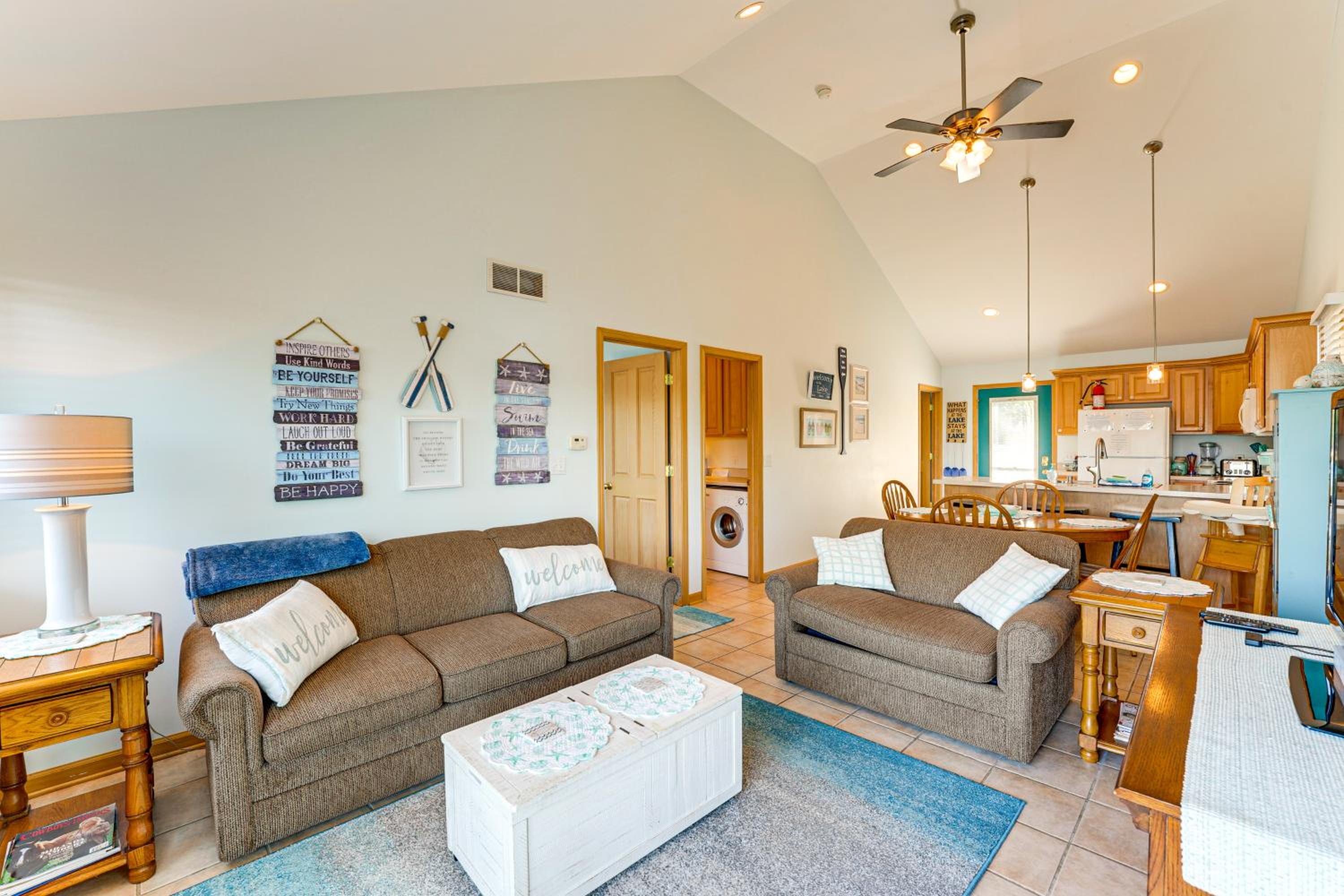 13 Mi to South Haven Lakefront Retreat with Dock!